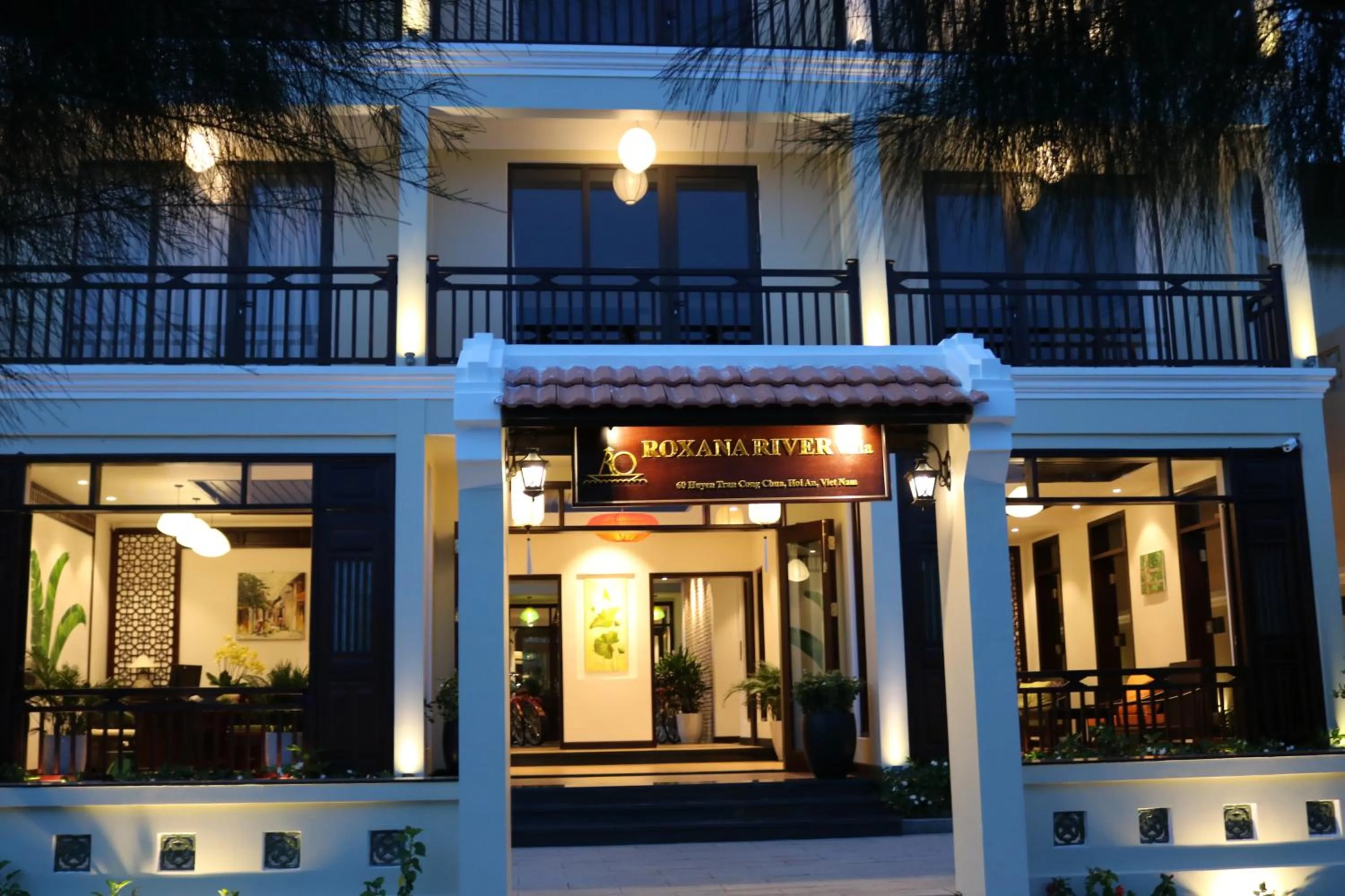 Facade/entrance in Roxana River Villa