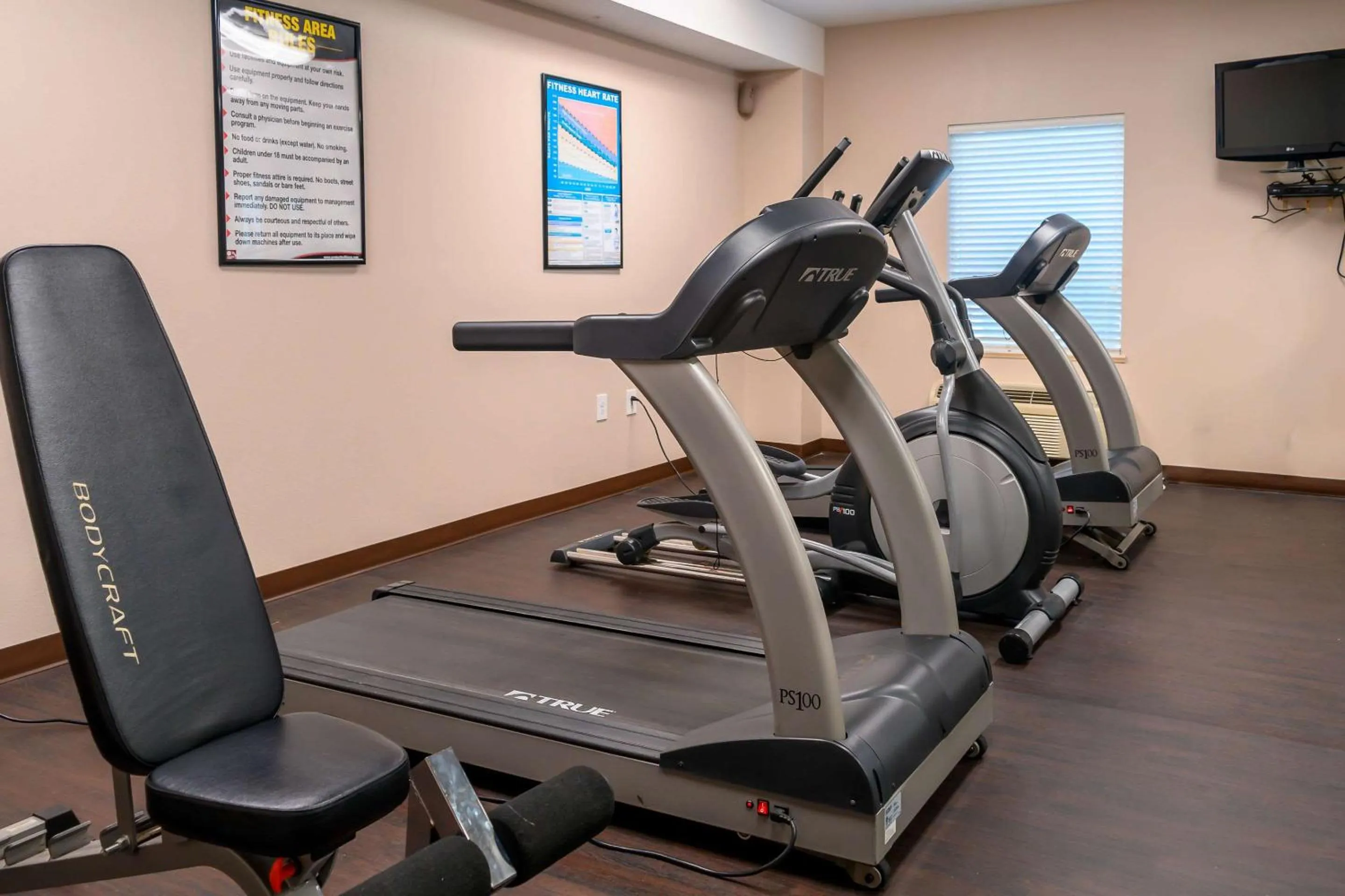 Fitness centre/facilities in Comfort Inn & Suites Patriots Point