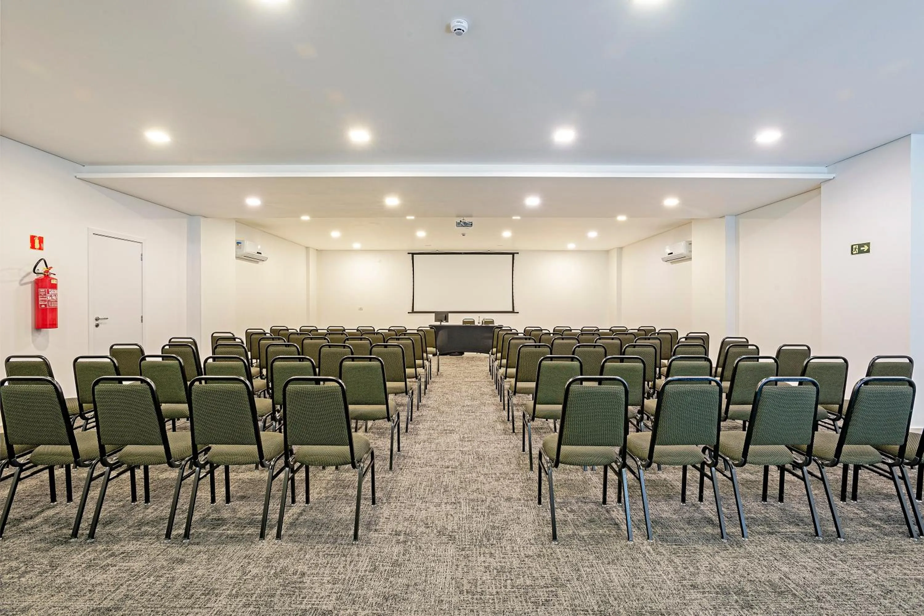 Business facilities in Slim Curitiba João Bettega