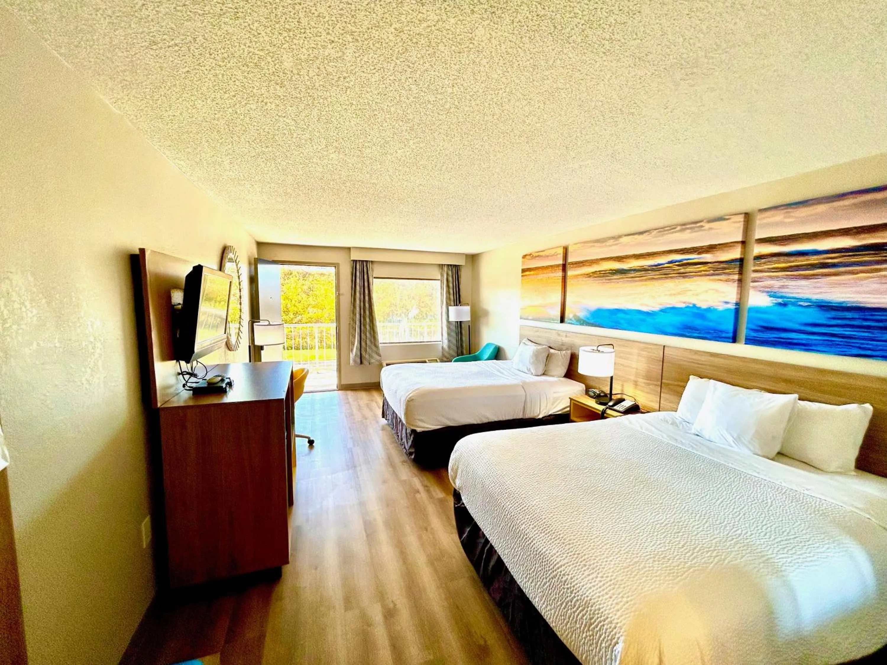 Bed in Days Inn by Wyndham St George