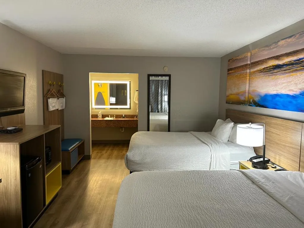 Bed in Days Inn by Wyndham St George