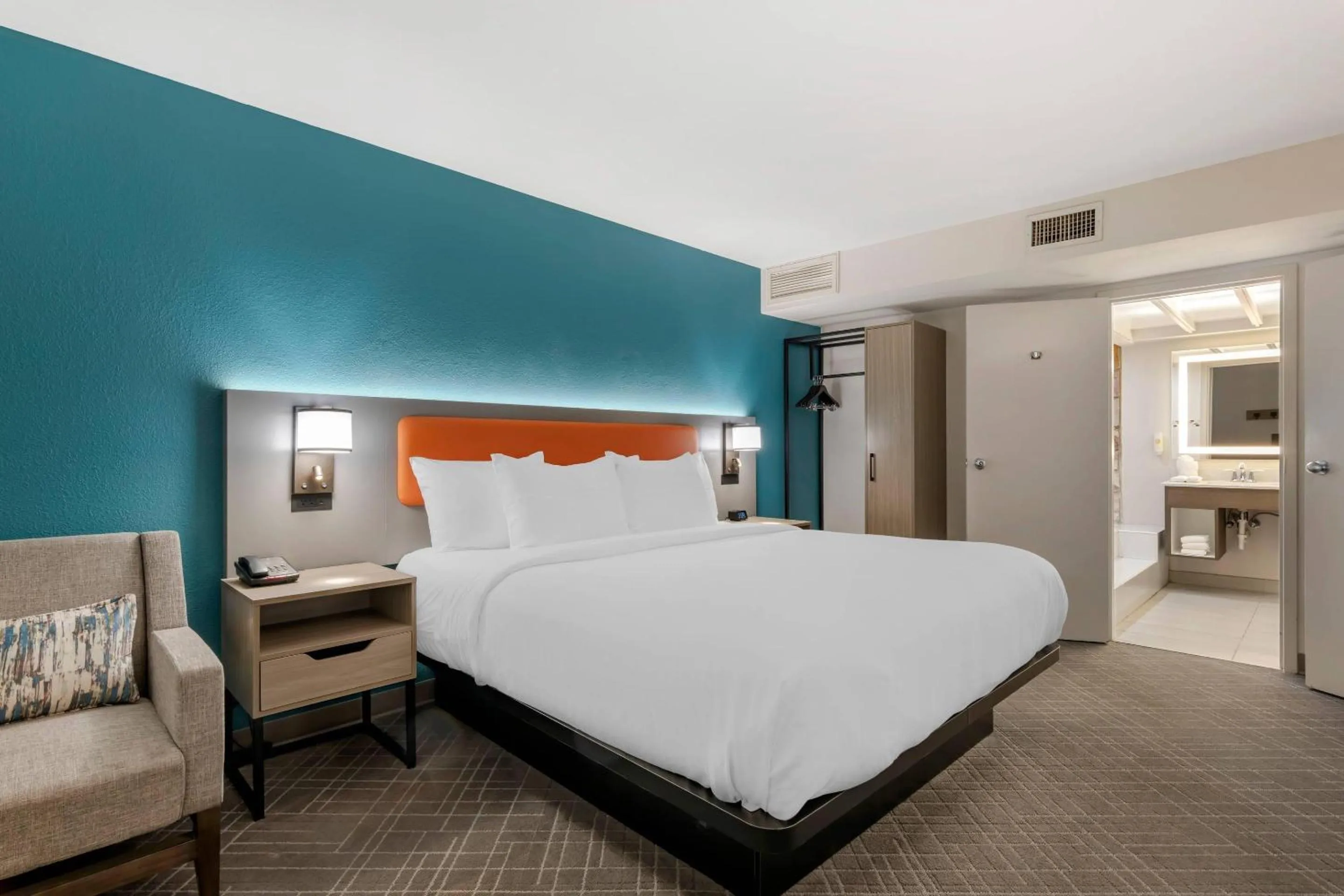 Bedroom, Bed in Comfort Inn & Suites Clemson - University Area