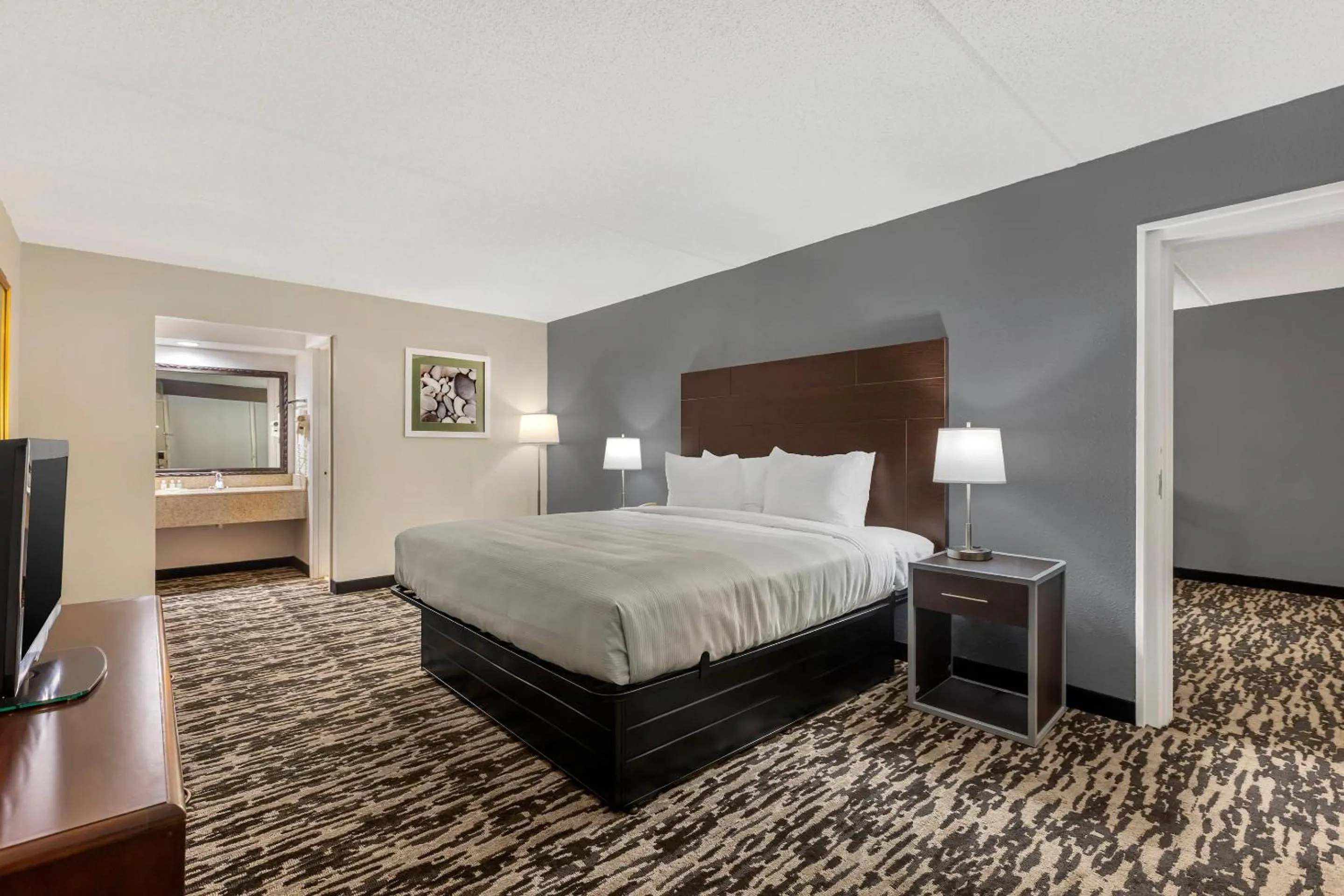 Bedroom, Bed in Quality Inn & Suites Easley - Greenville