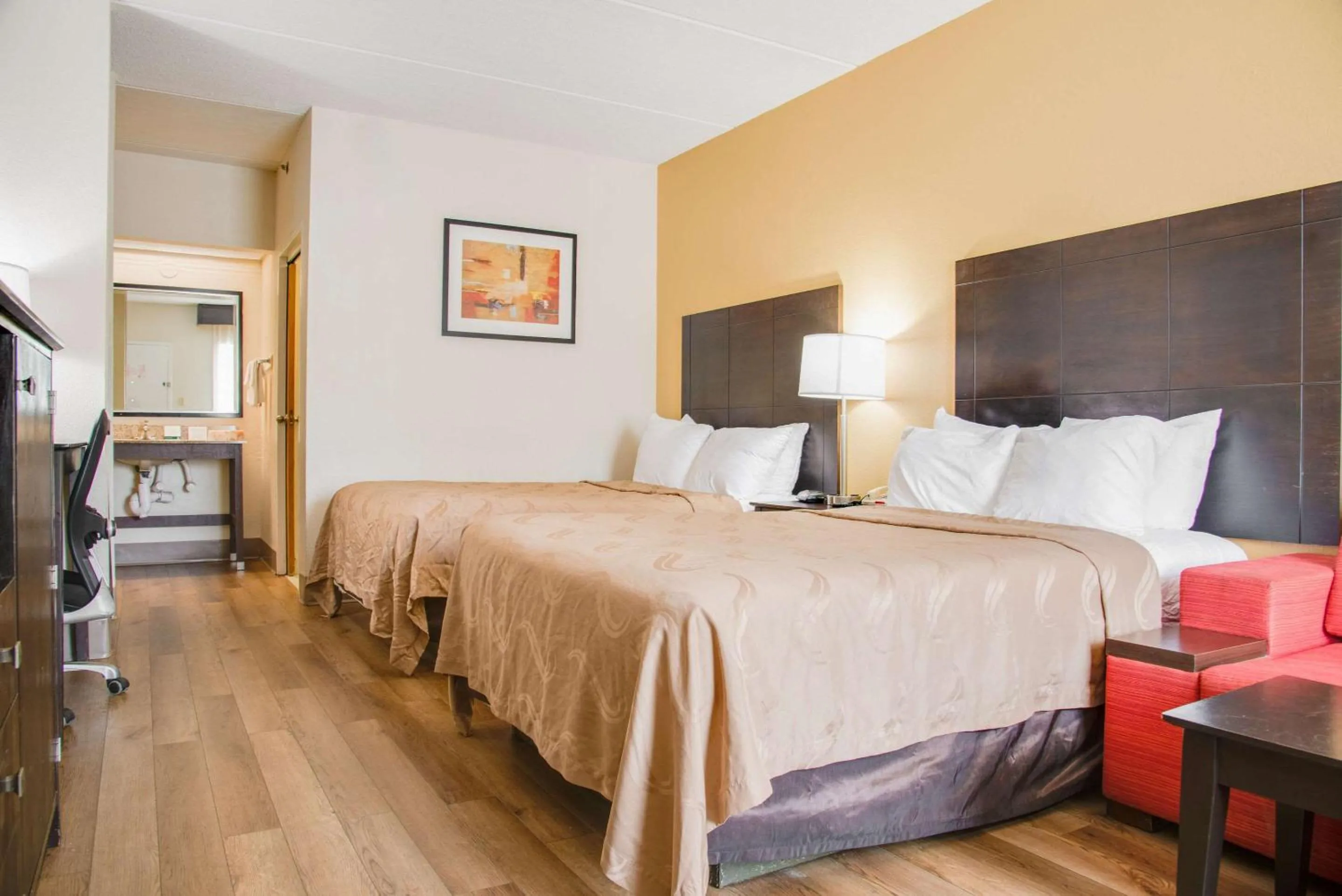 Bedroom, Bed in Quality Inn & Suites Aiken East