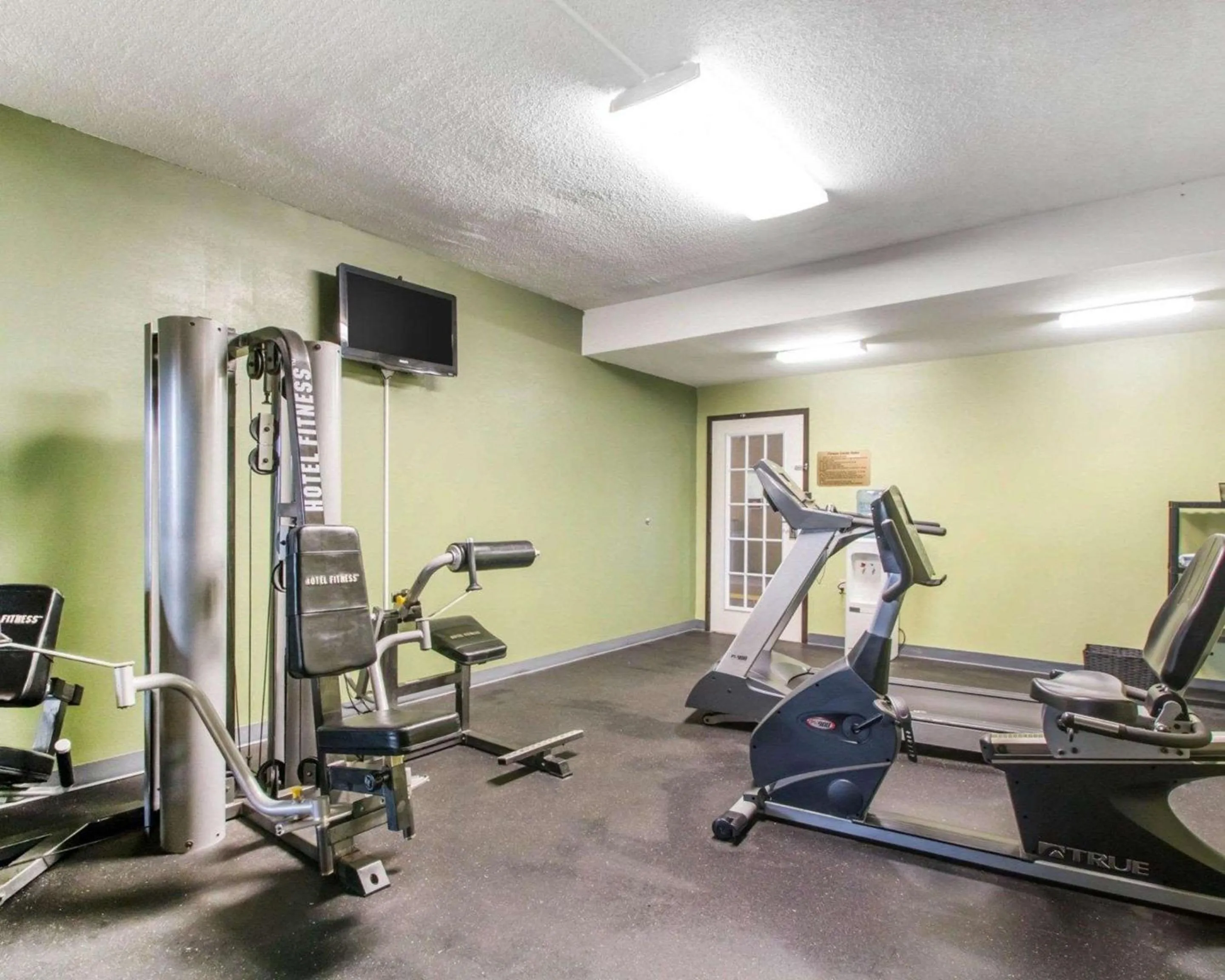Fitness centre/facilities in Quality Inn & Suites Ridgeland