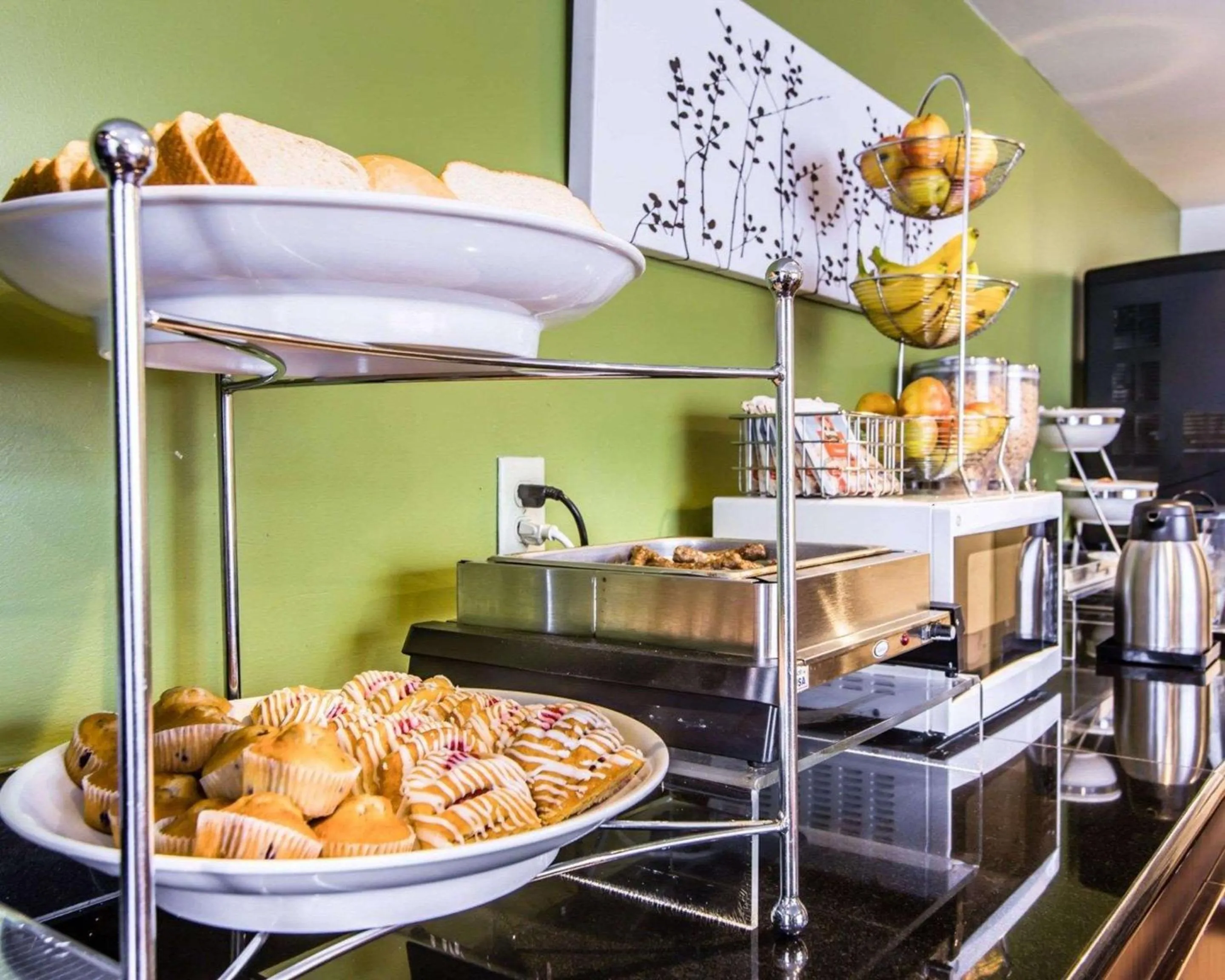 Restaurant/places to eat in Sleep Inn Walterboro I-95