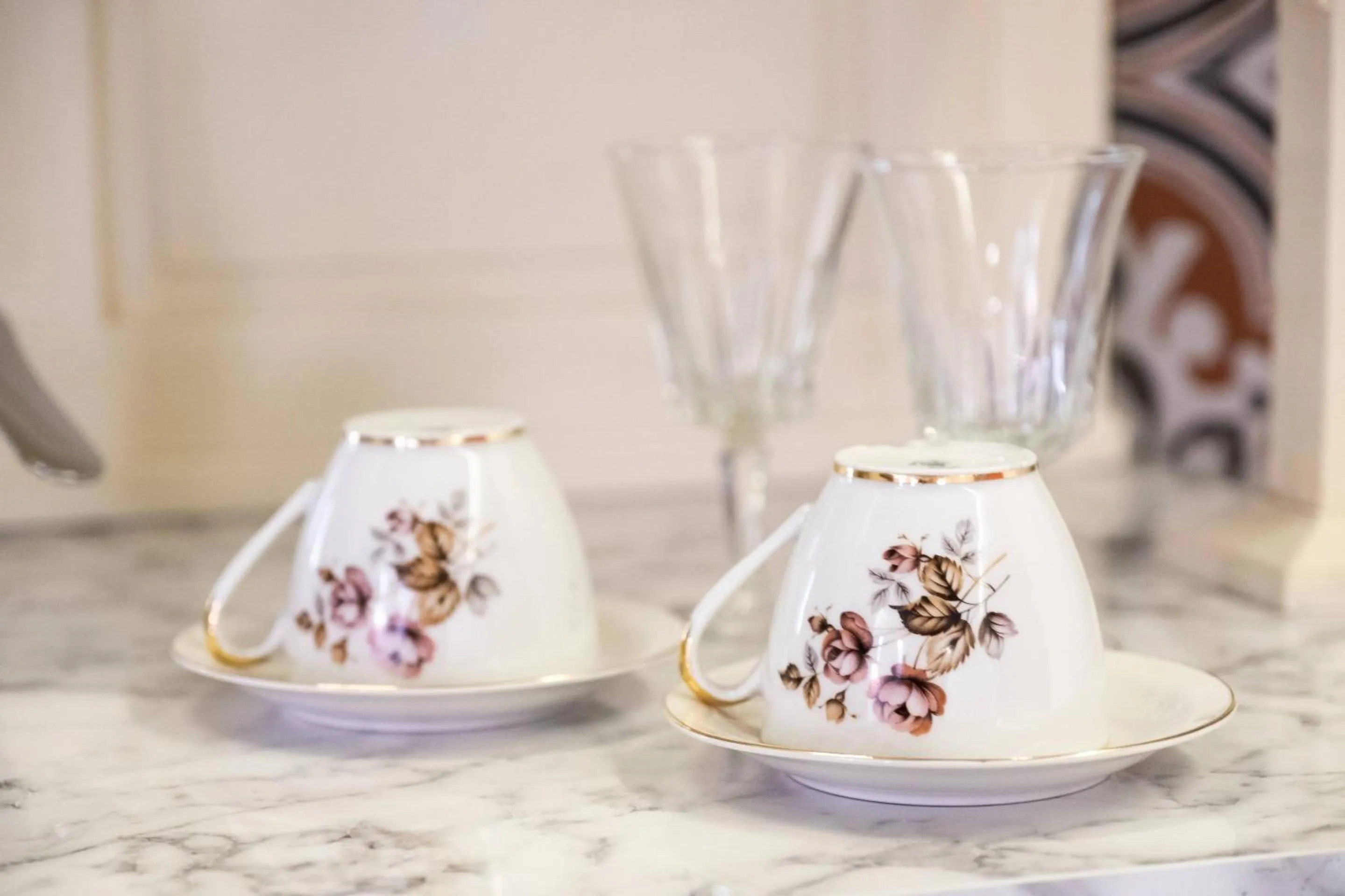 ATHENIAN YARD SUITES