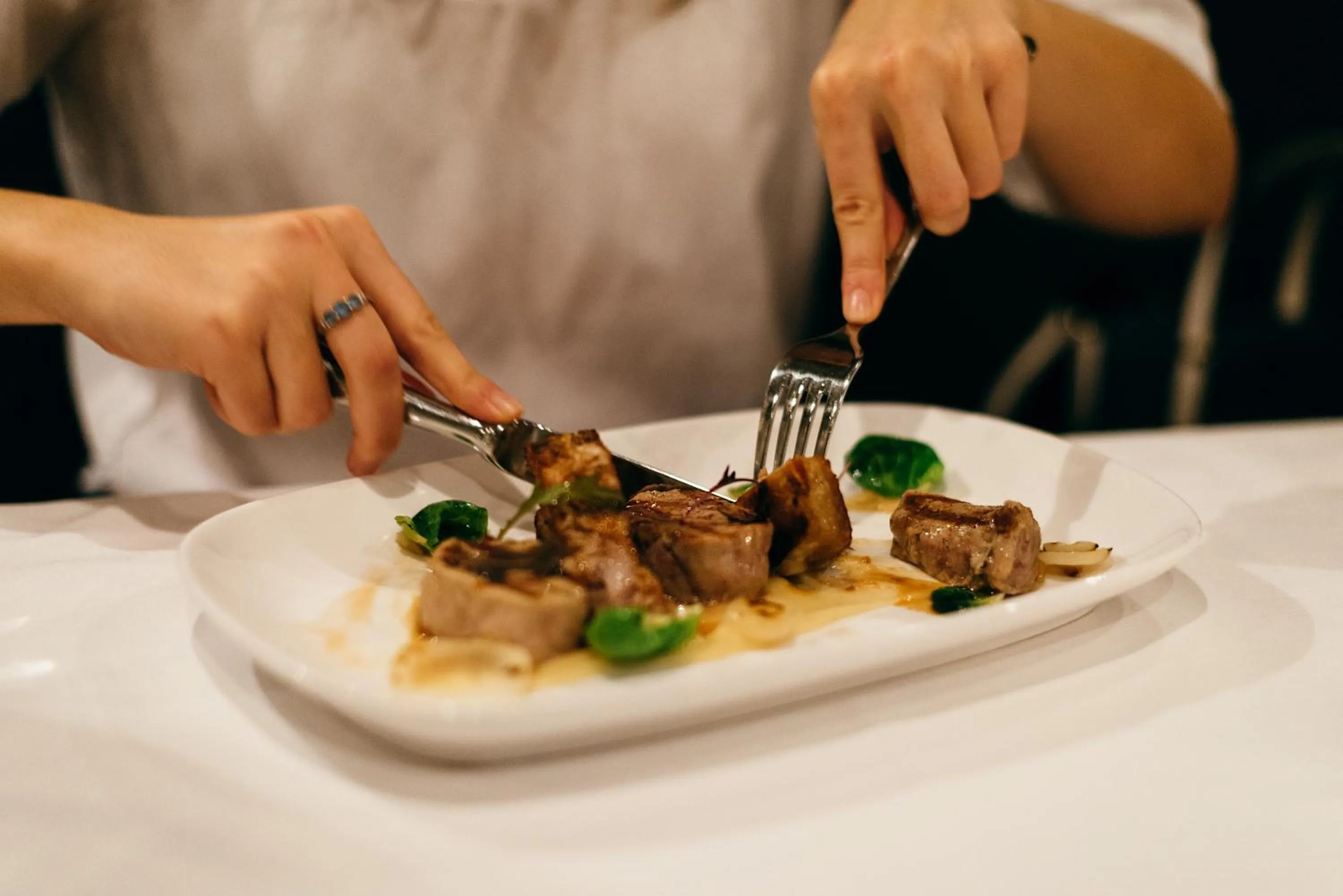 Restaurant/places to eat in Farmhouse Inn