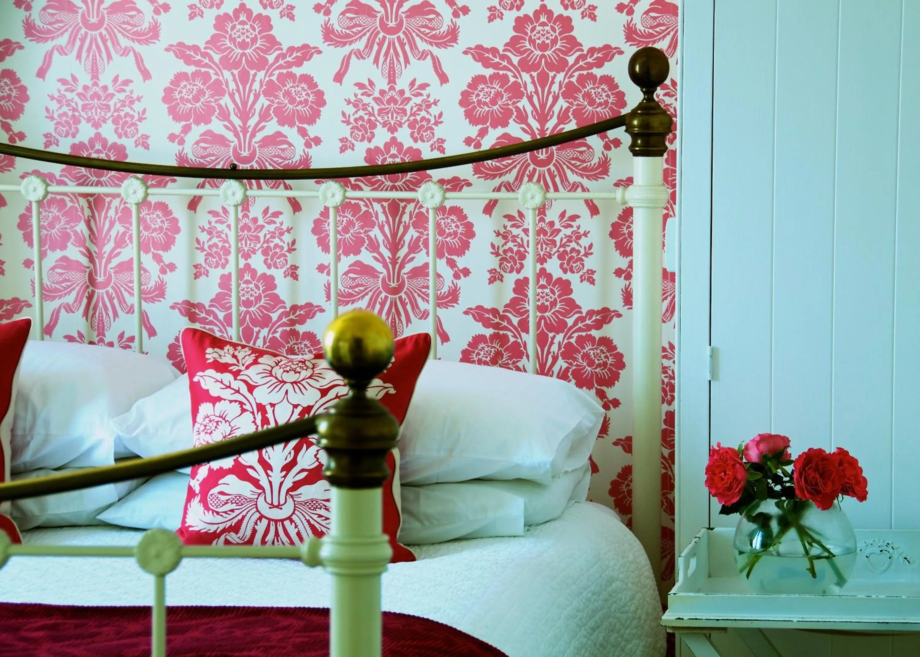 Bedroom, Bed in Onefifty