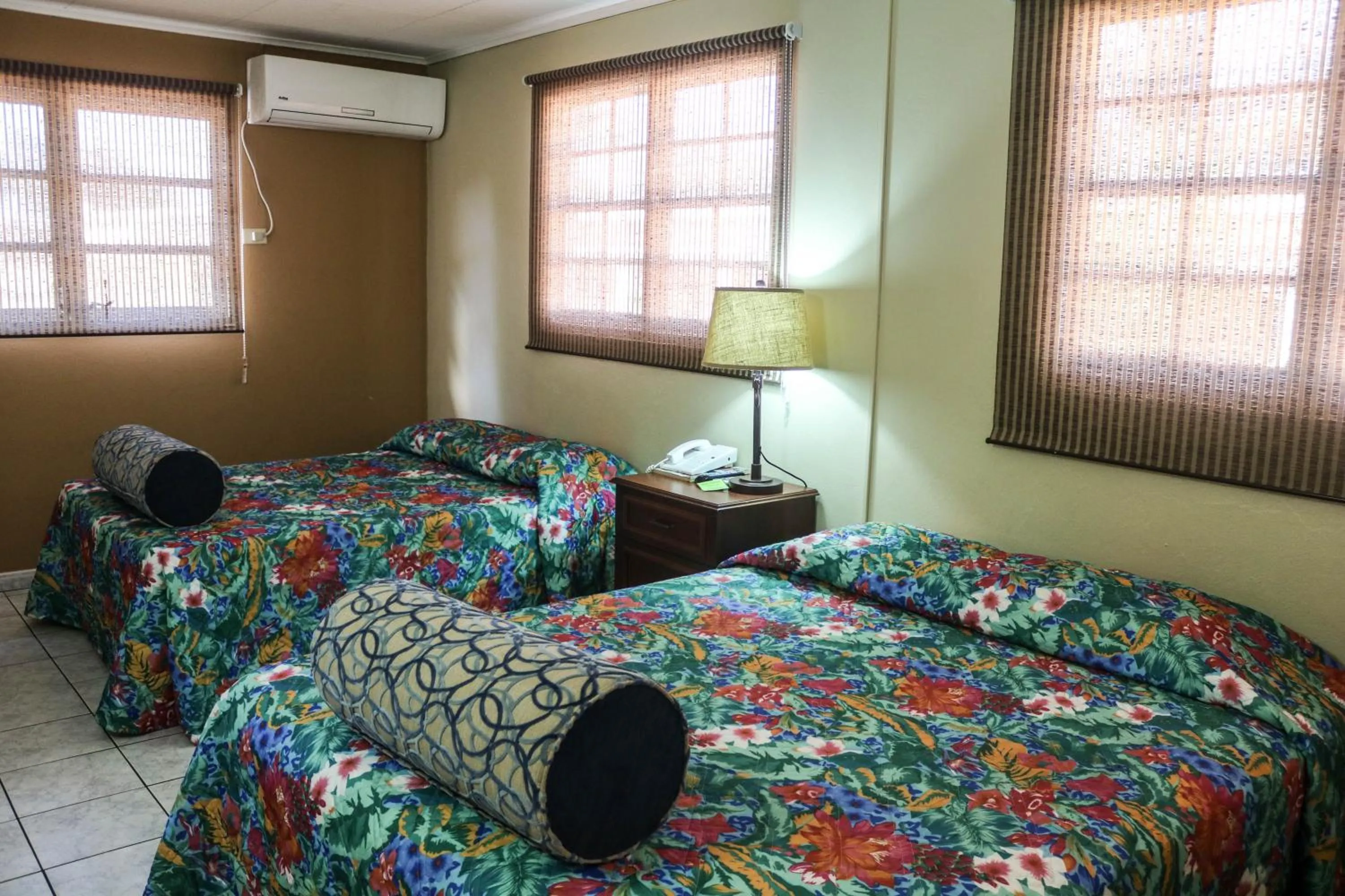 Bedroom, Bed in Coconut Inn