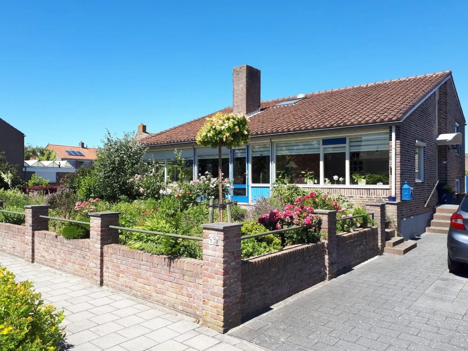 Property building in B&B De Blauwe Tulp