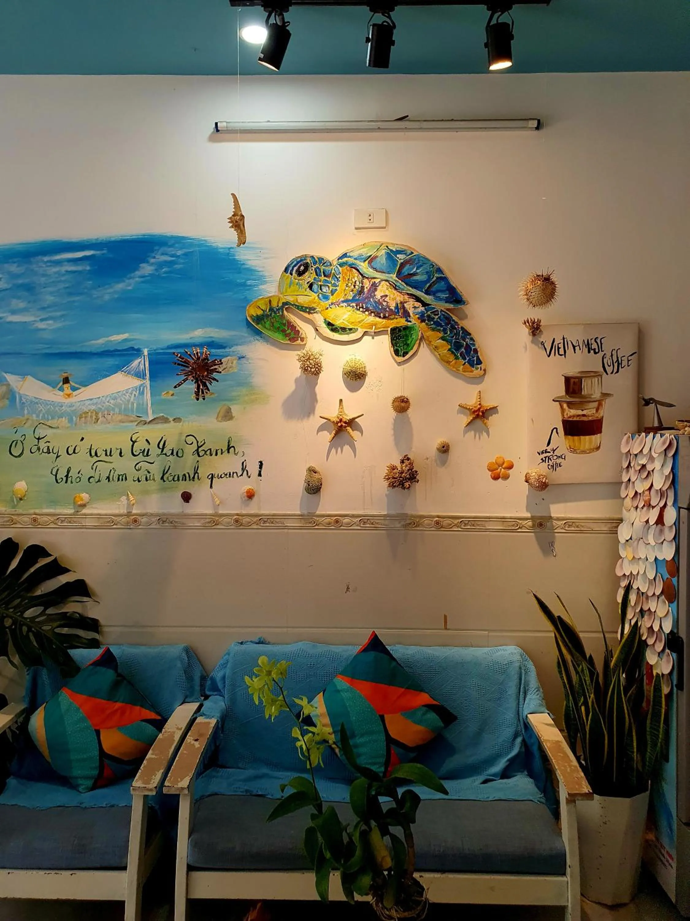 Decorative detail in Sông Suối Homestay