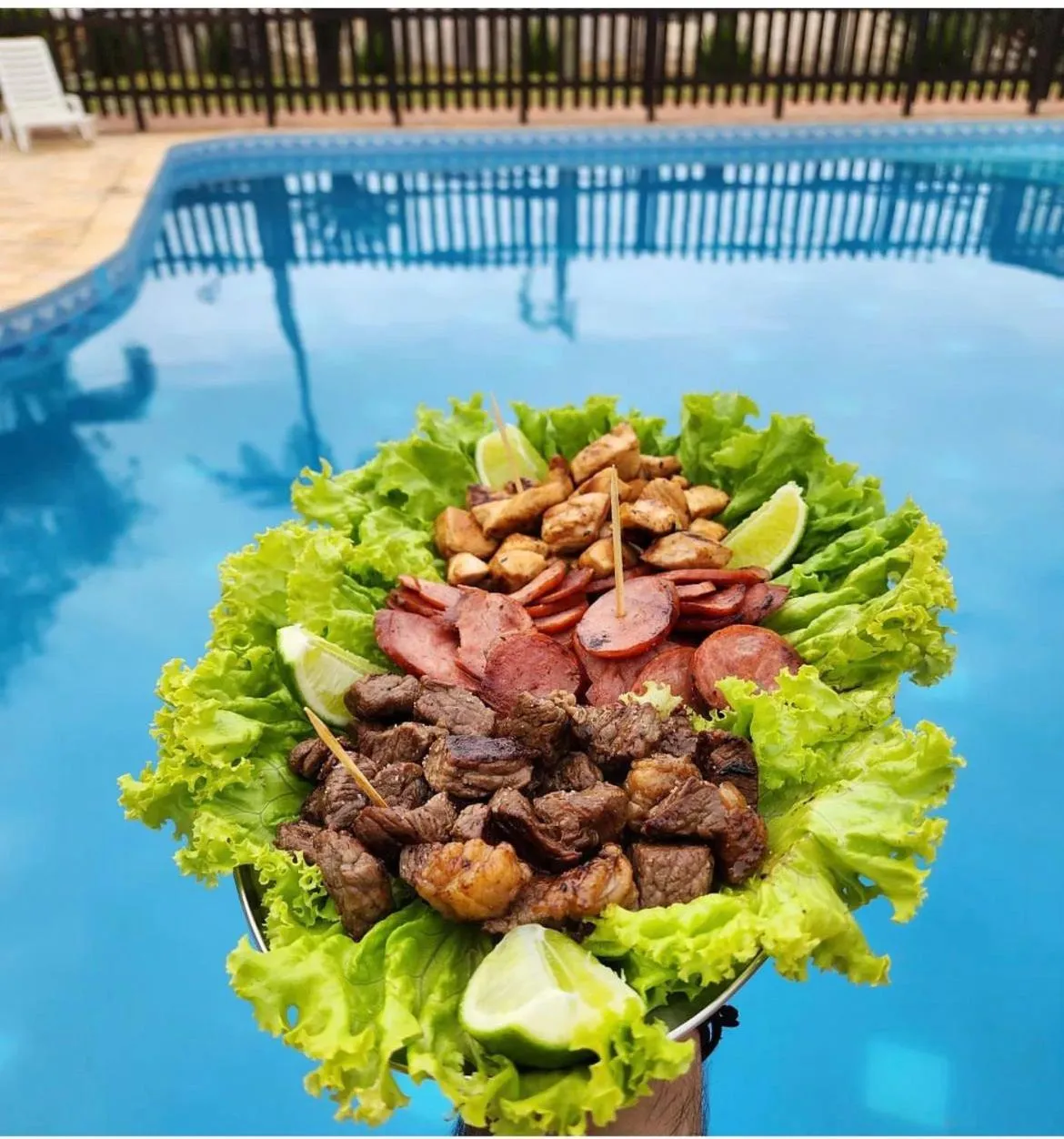 Restaurant/places to eat in Pousada Canto Grande