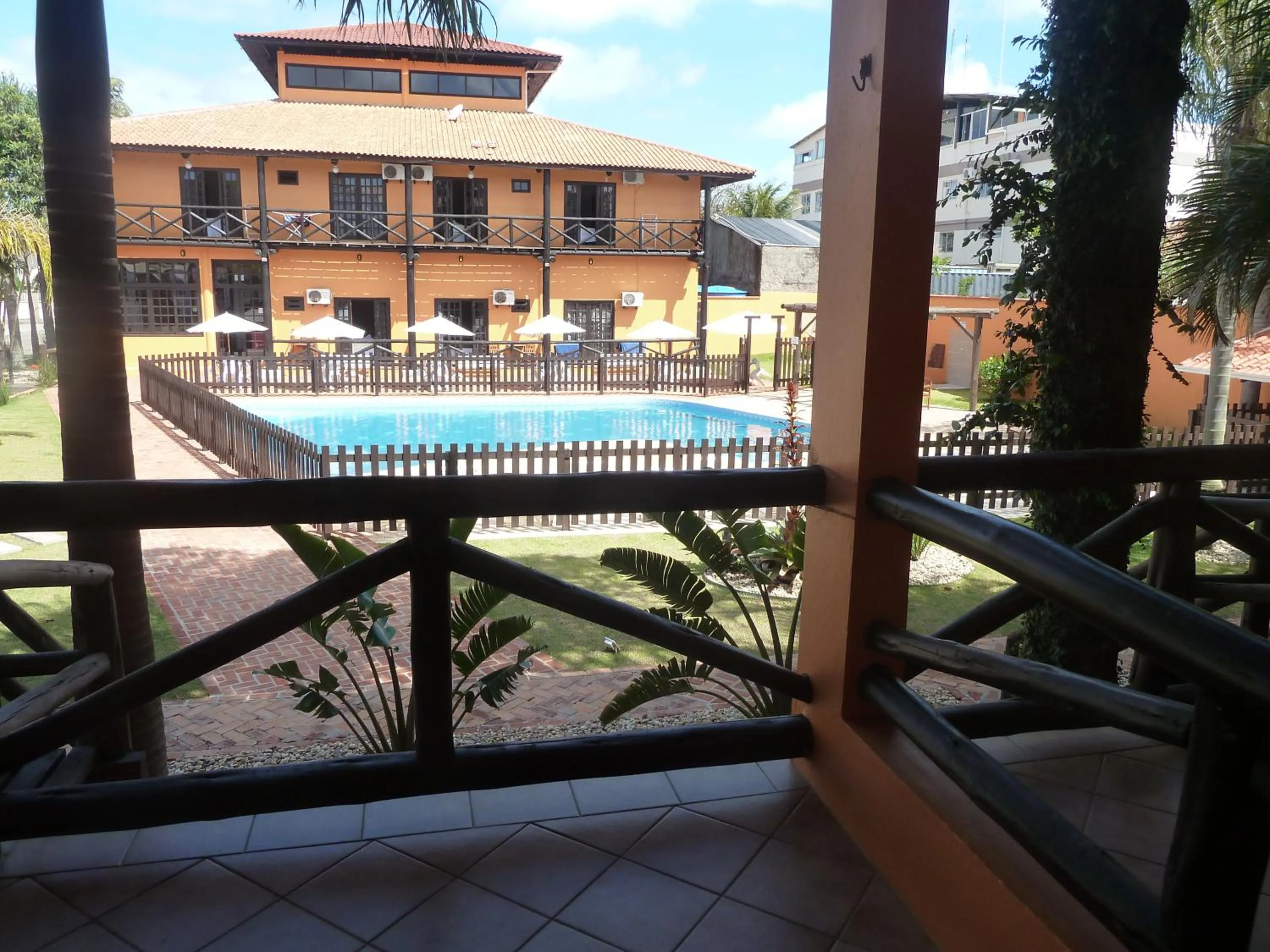 Swimming pool in Pousada Canto Grande