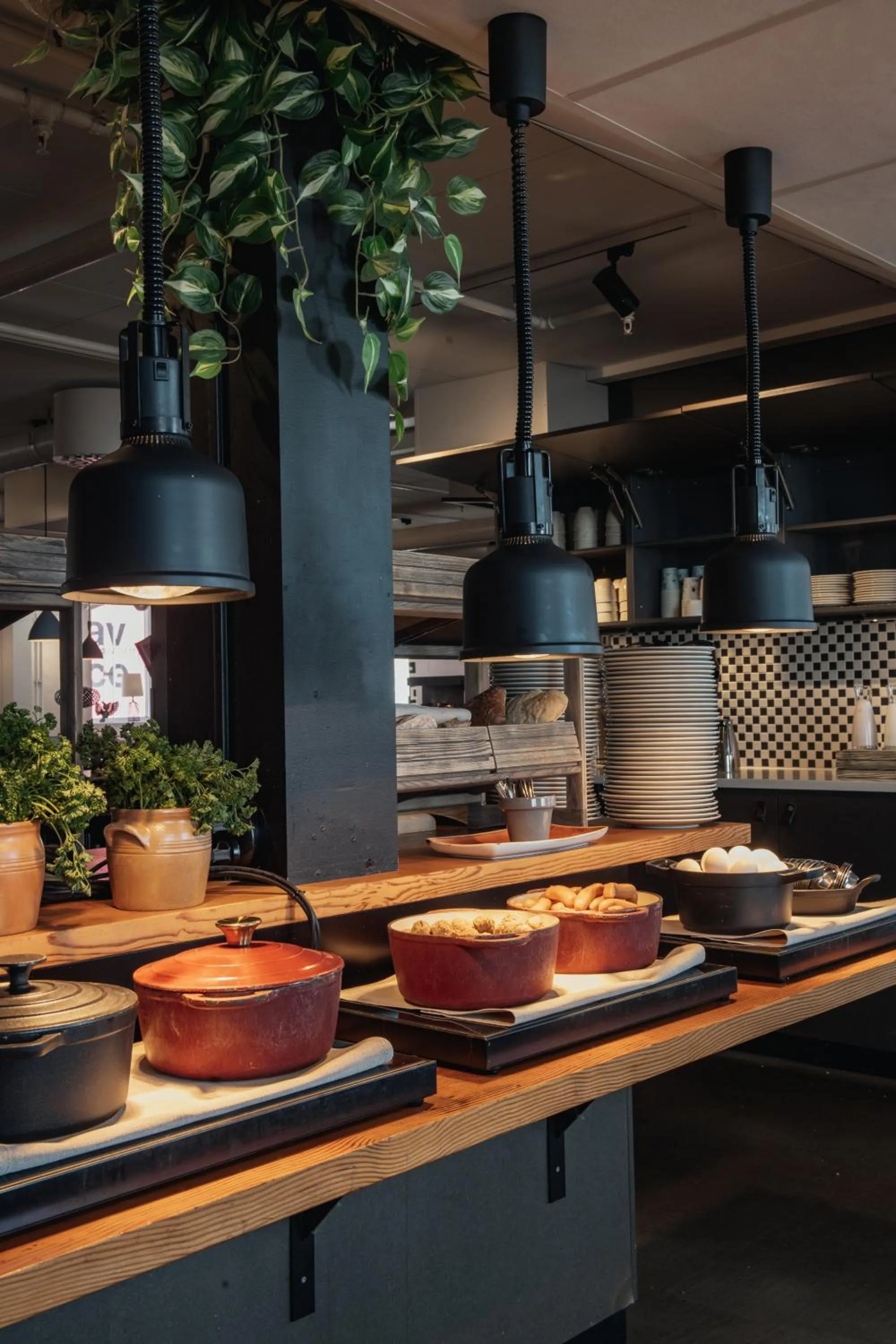 Buffet breakfast in Home Hotel Magasinet