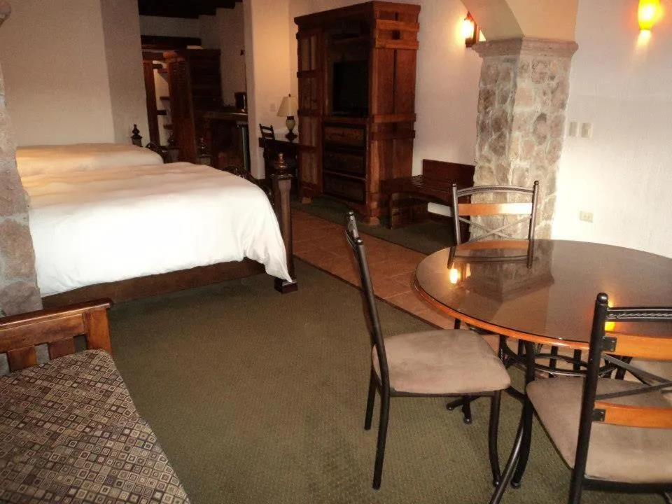 Photo of the whole room, Bed in Hotel Quinta Mision