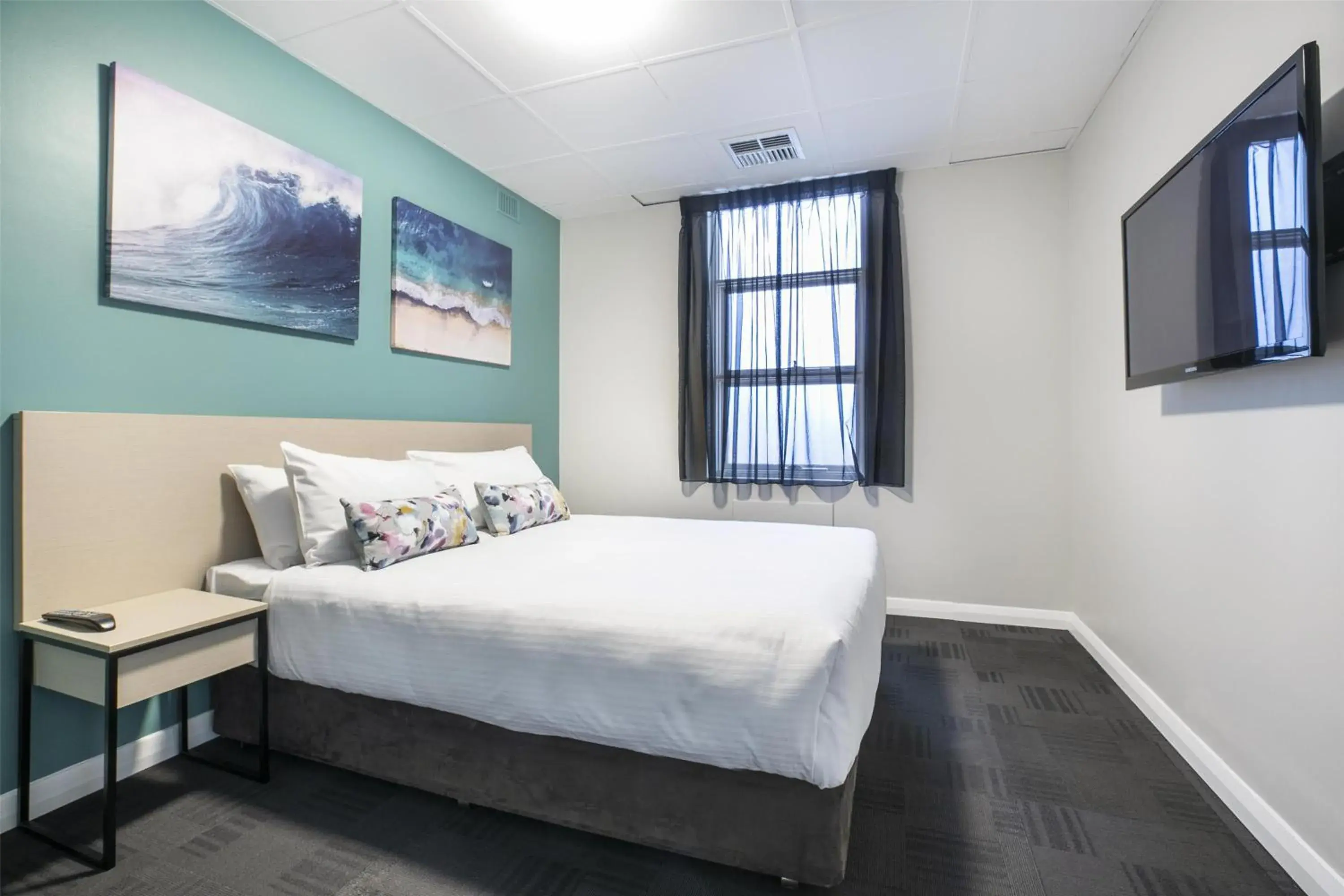 Three-Bedroom Apartment in Nightcap at Watermark Glenelg Three-Bedroom Apartment in Nightcap at Watermark Glenelg