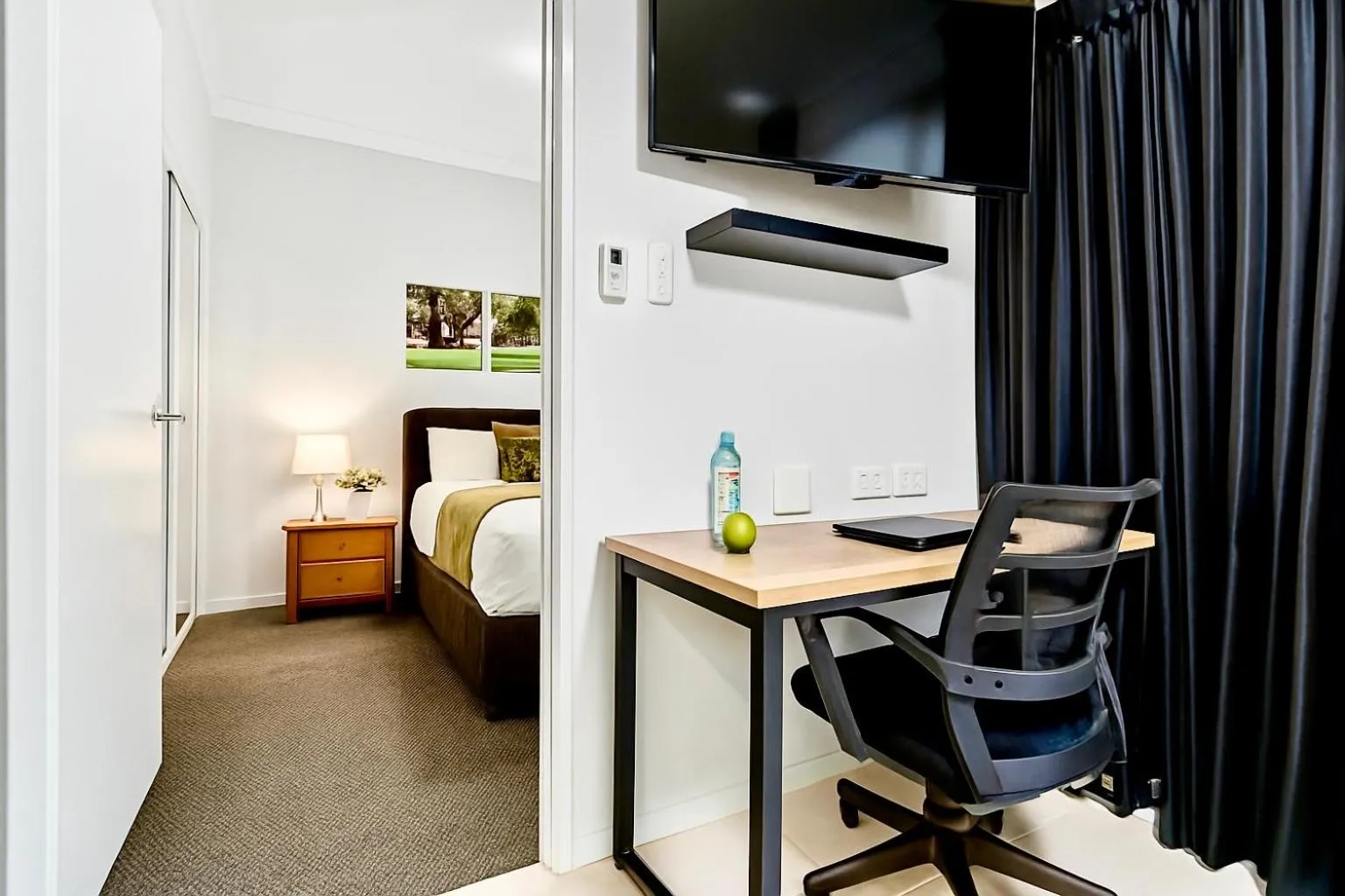 Bed in Emerald Inn by Travellers