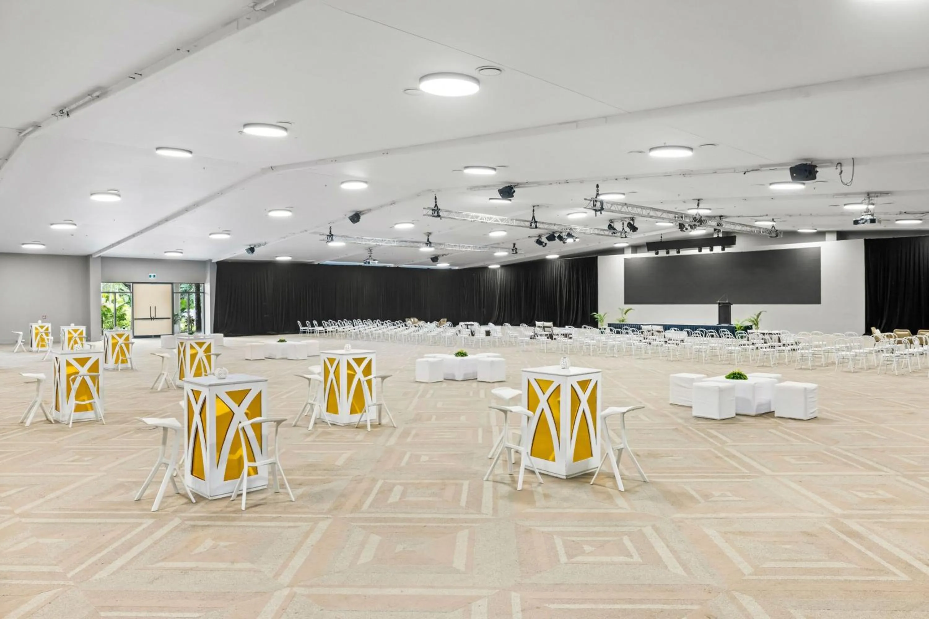 Meeting/conference room in Sheraton Fiji Golf & Beach Resort