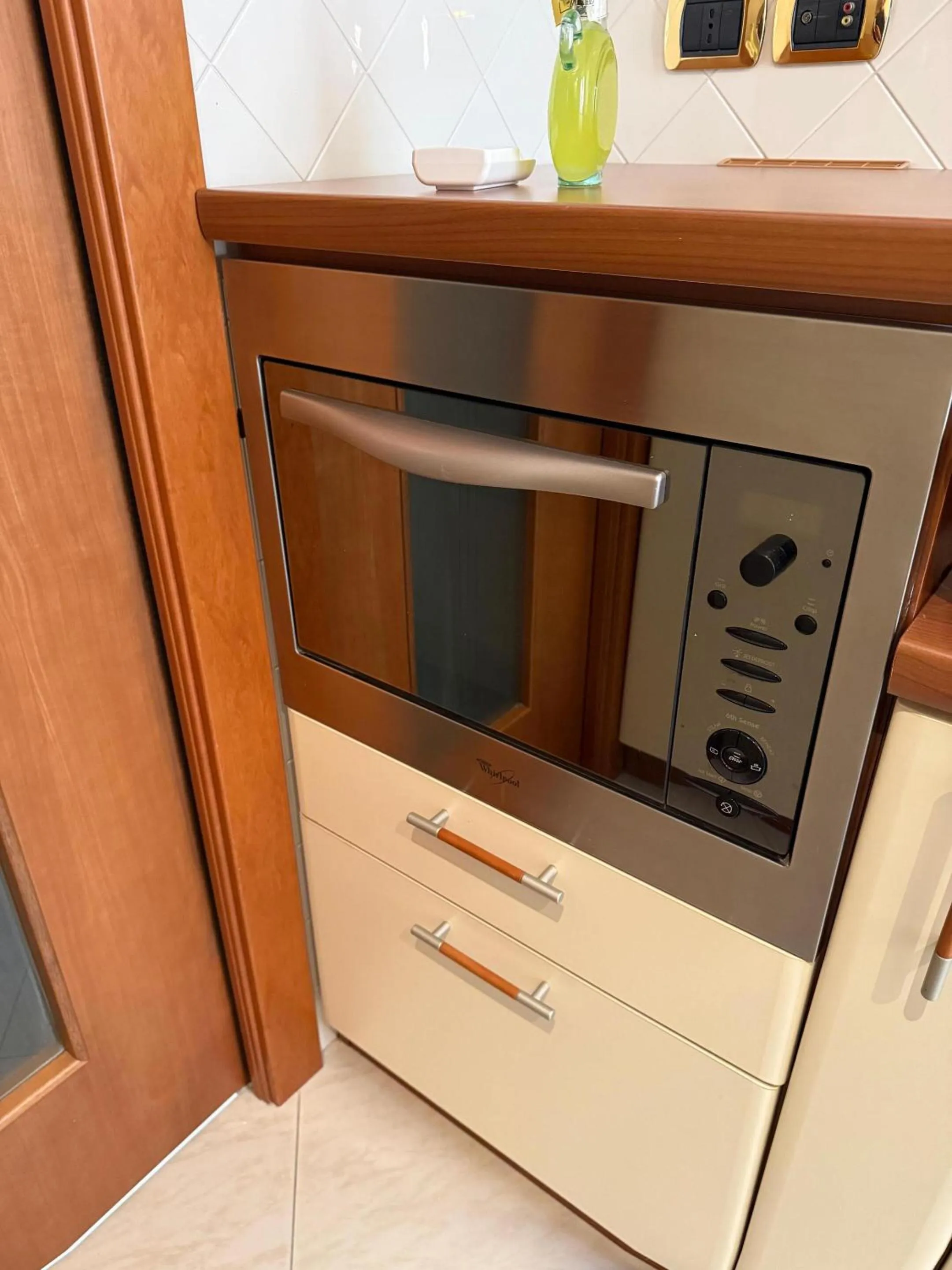 Kitchen or kitchenette in Holiday Guesthouse