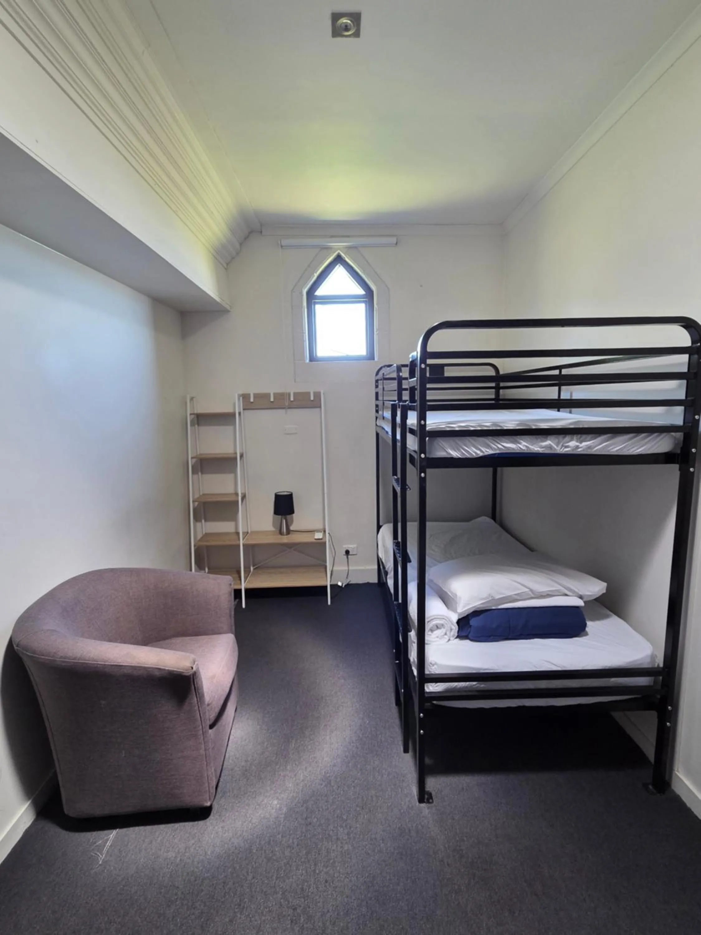 Bed in Big4 Kryal Castle Holiday Park Ballarat