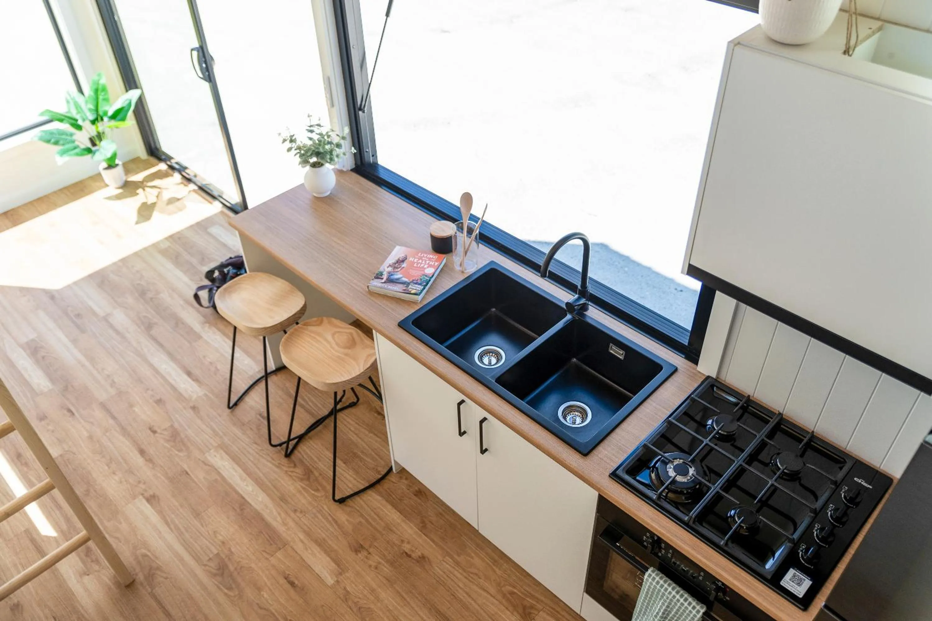 Kitchen or kitchenette in Big4 Kryal Castle Holiday Park Ballarat