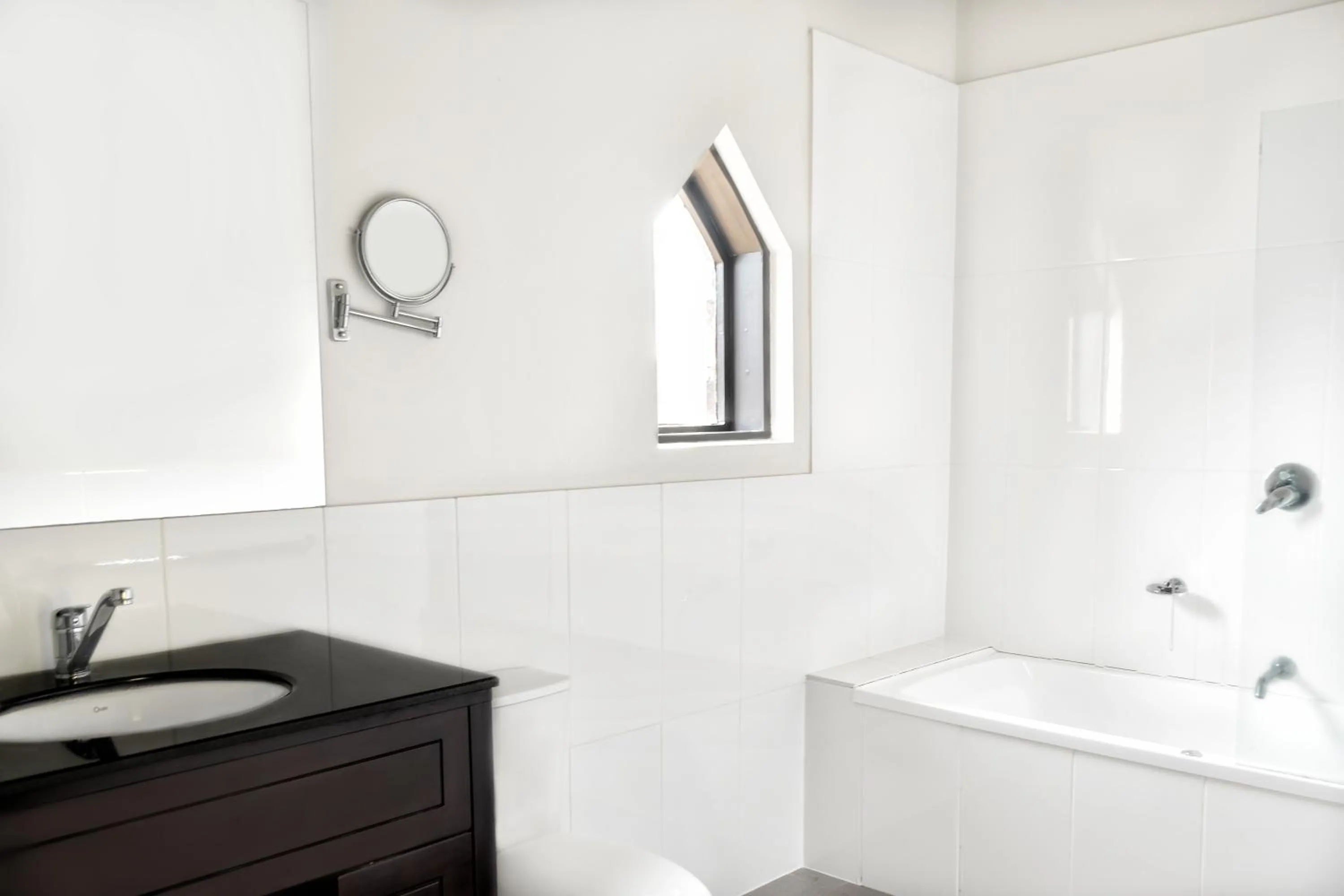 Bathroom in Big4 Kryal Castle Holiday Park Ballarat