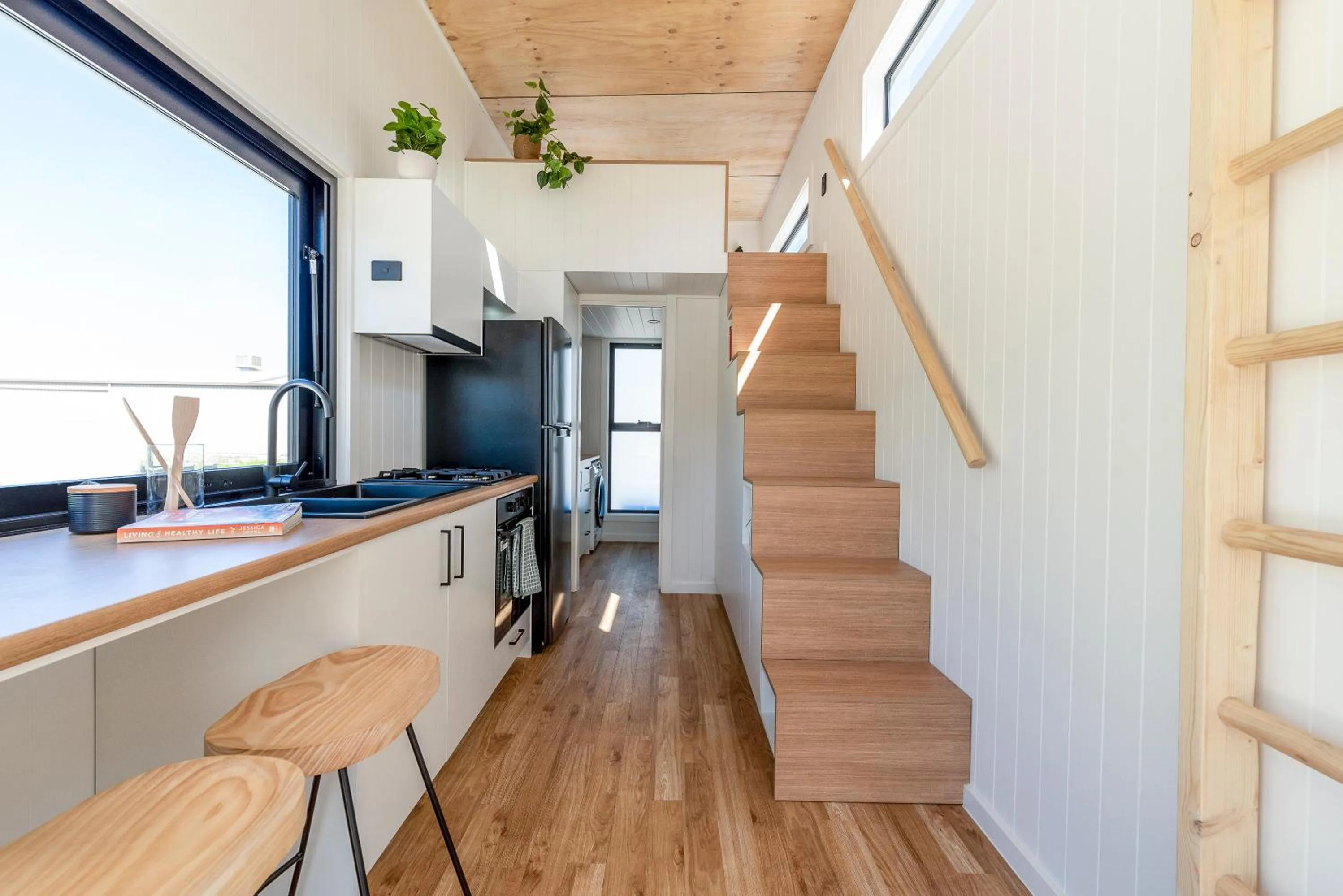 Kitchen or kitchenette in Big4 Kryal Castle Holiday Park Ballarat