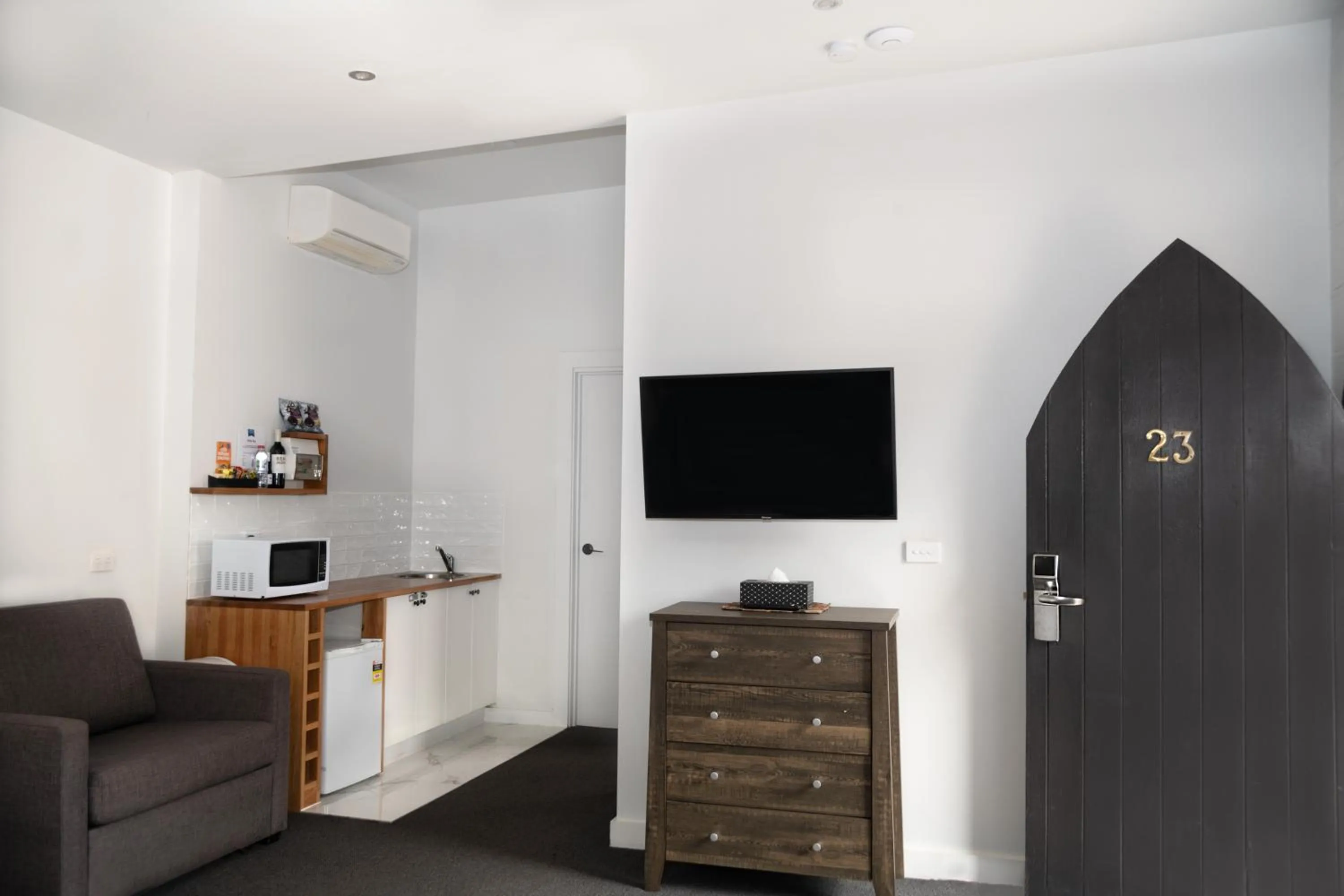 TV and multimedia in Big4 Kryal Castle Holiday Park Ballarat