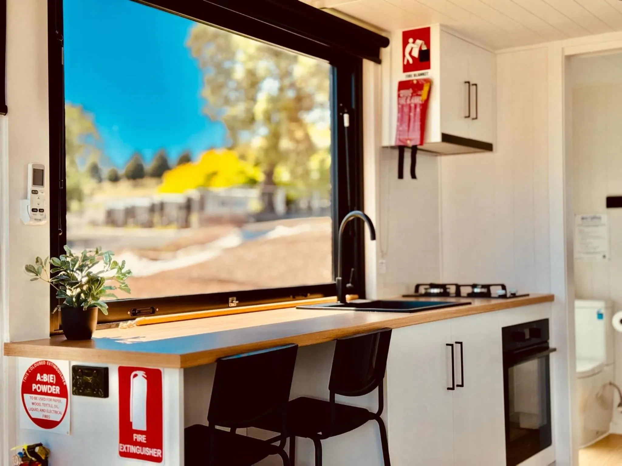 Kitchen or kitchenette in Big4 Kryal Castle Holiday Park Ballarat