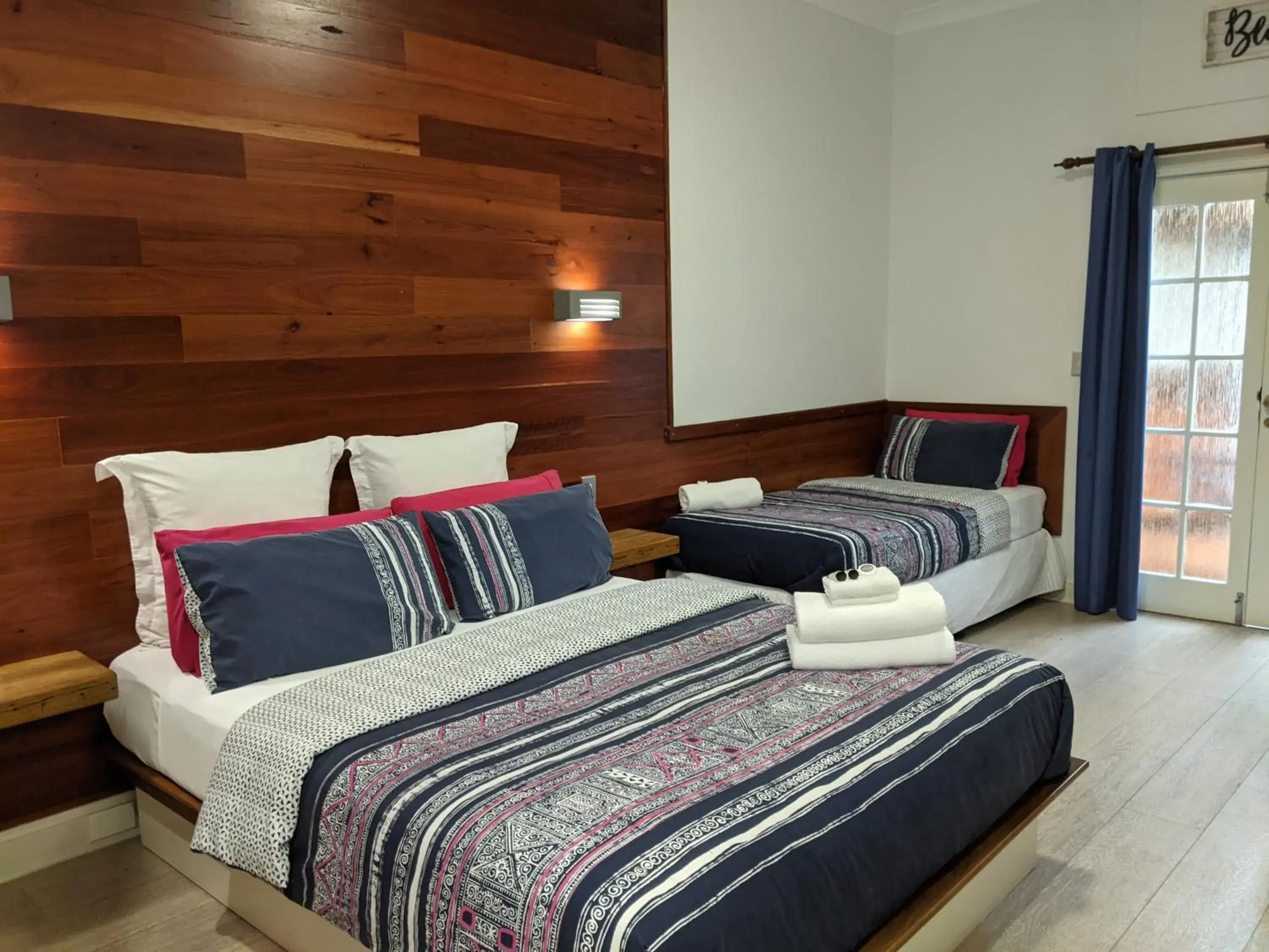 Standard Family Room in Ettalong Beach Tourist Resort Standard Family Room in Ettalong Beach Tourist Resort