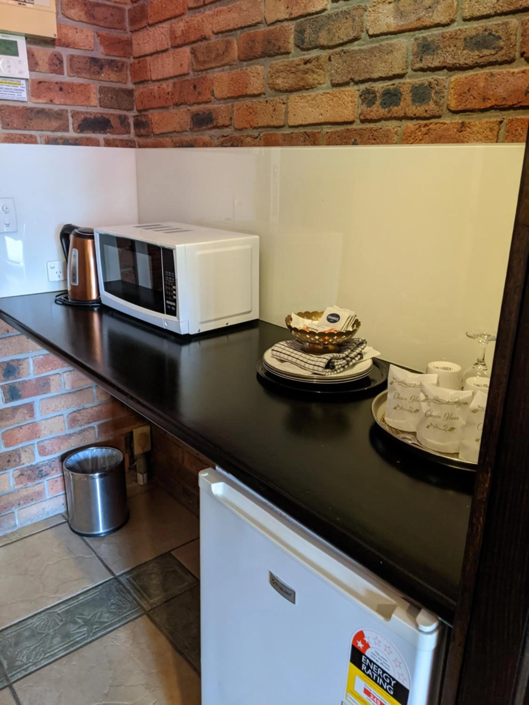 Kitchen or kitchenette in Ettalong Beach Tourist Resort