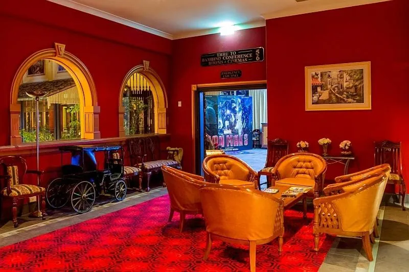 Seating area in Ettalong Beach Tourist Resort