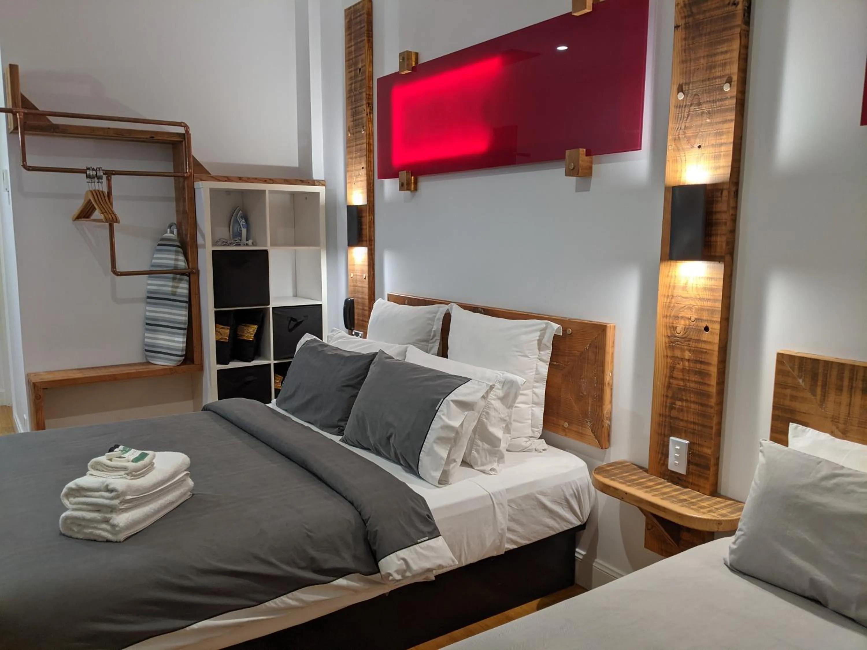 Bed in Ettalong Beach Tourist Resort