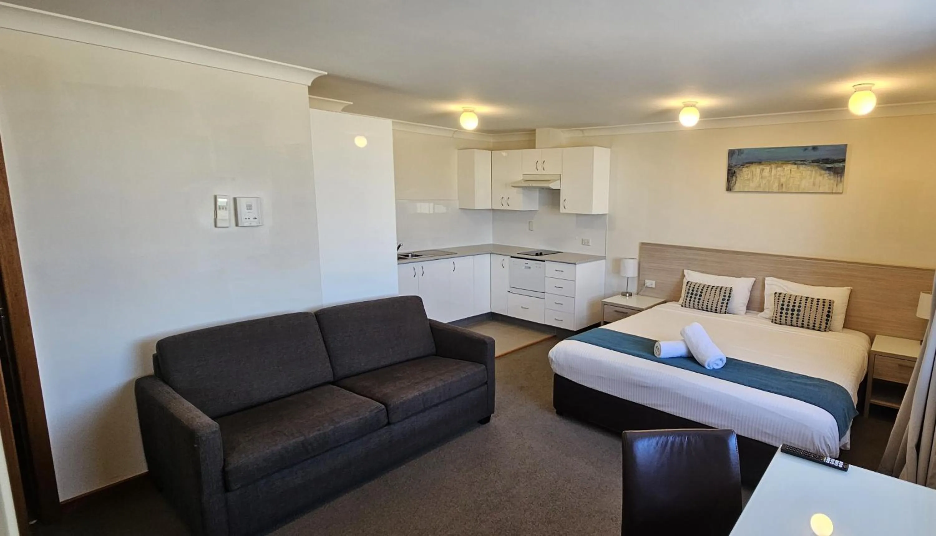 Bed in Copacabana Shores