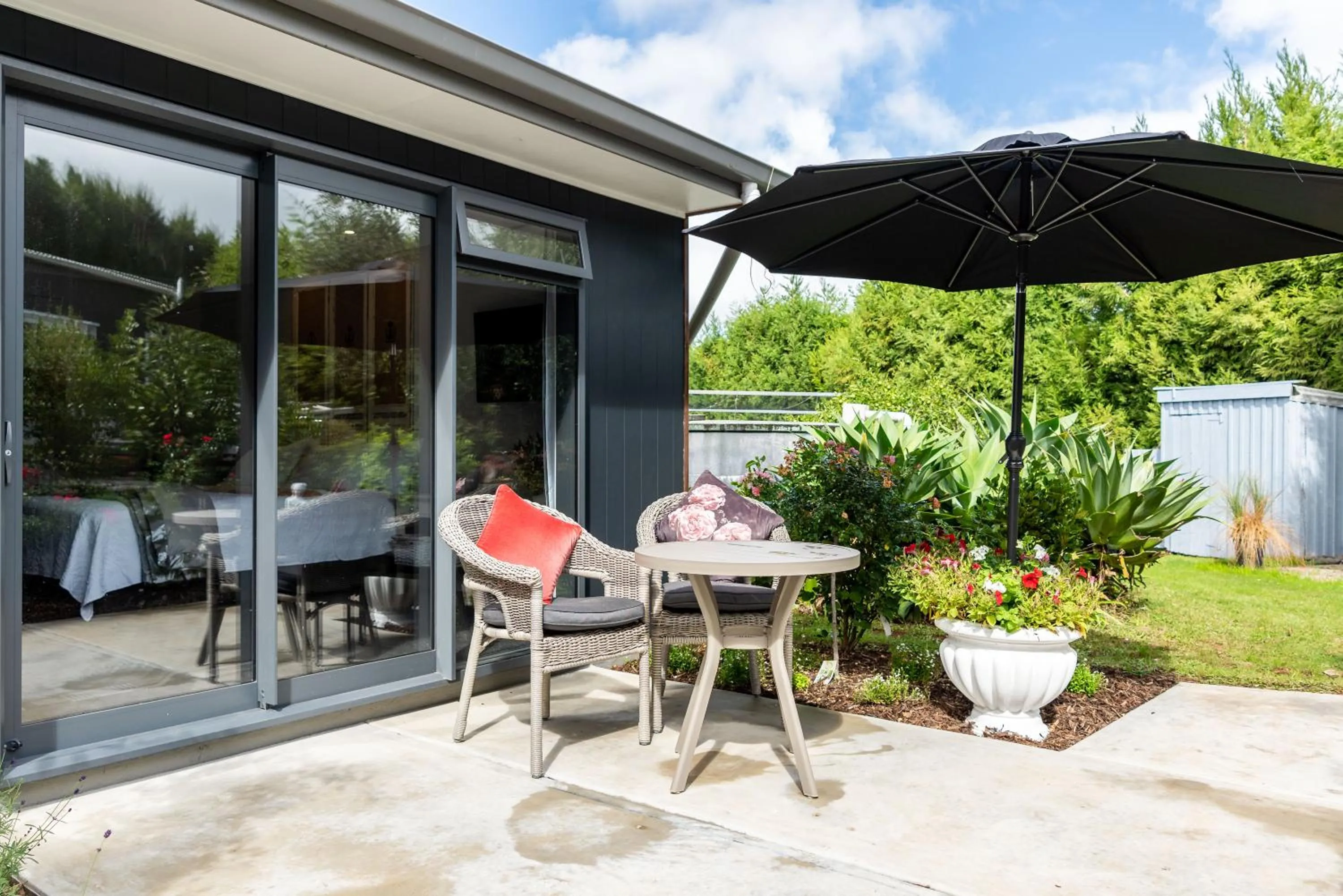 Garden in Glenbervie Bed & Breakfast