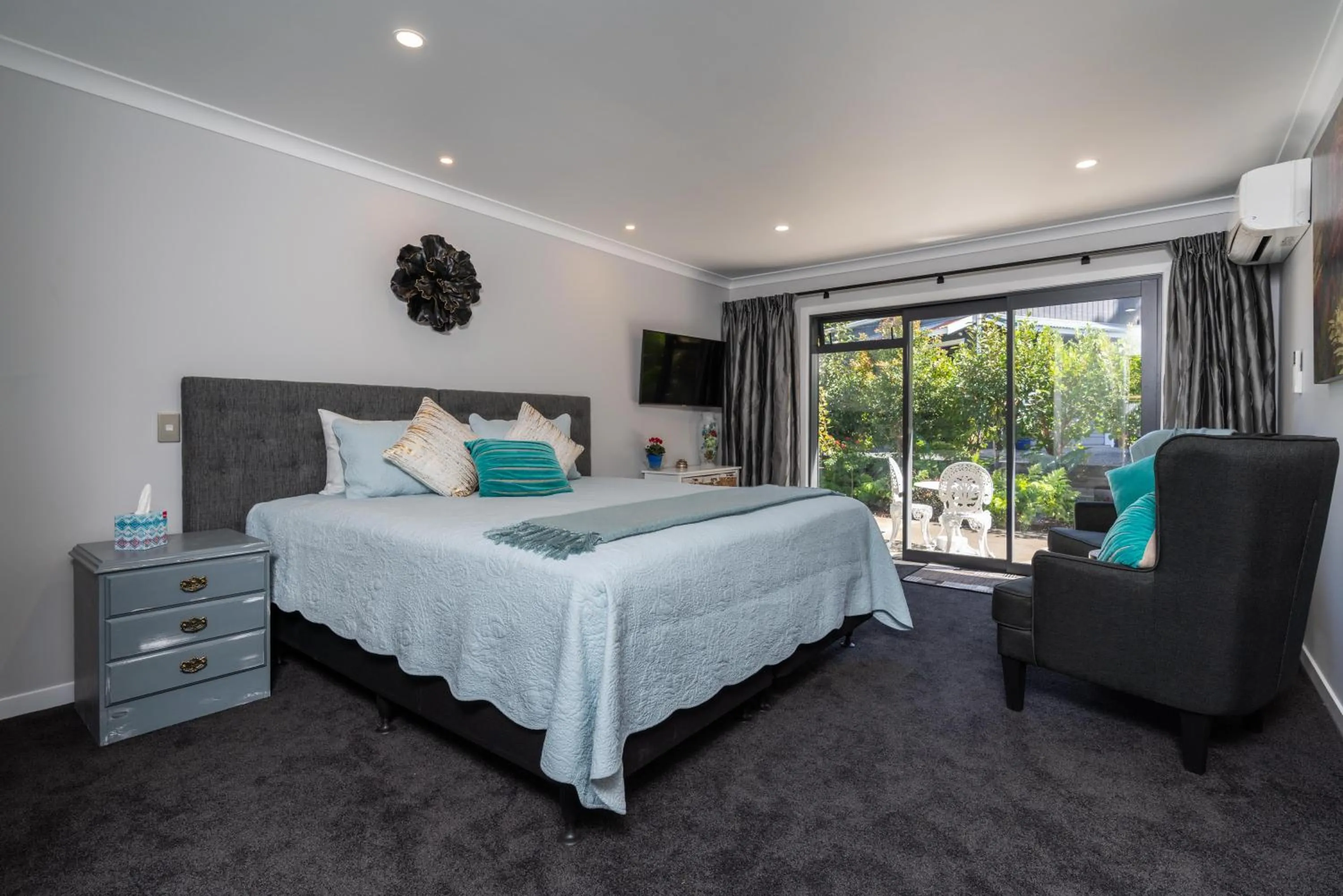 Bed in Glenbervie Bed & Breakfast