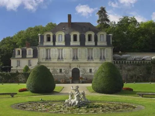 Facade/entrance in Château de Beaulieu et Magnolia Spa, The Originals Relais