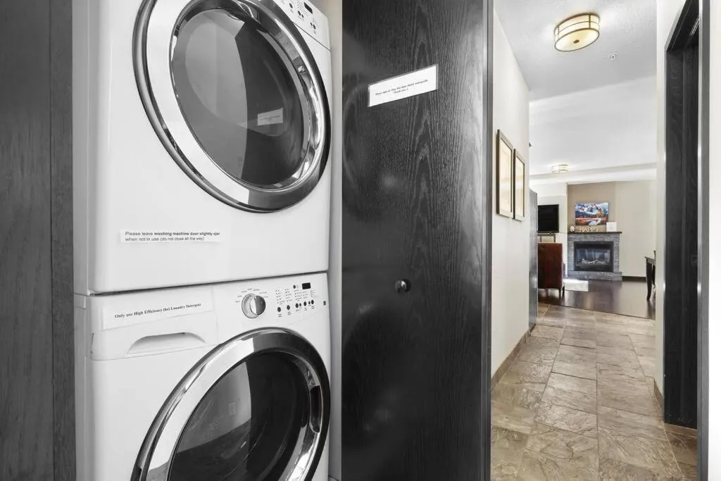 Sundance Suite - Beautiful Condo With Open Pool And Hot Tub