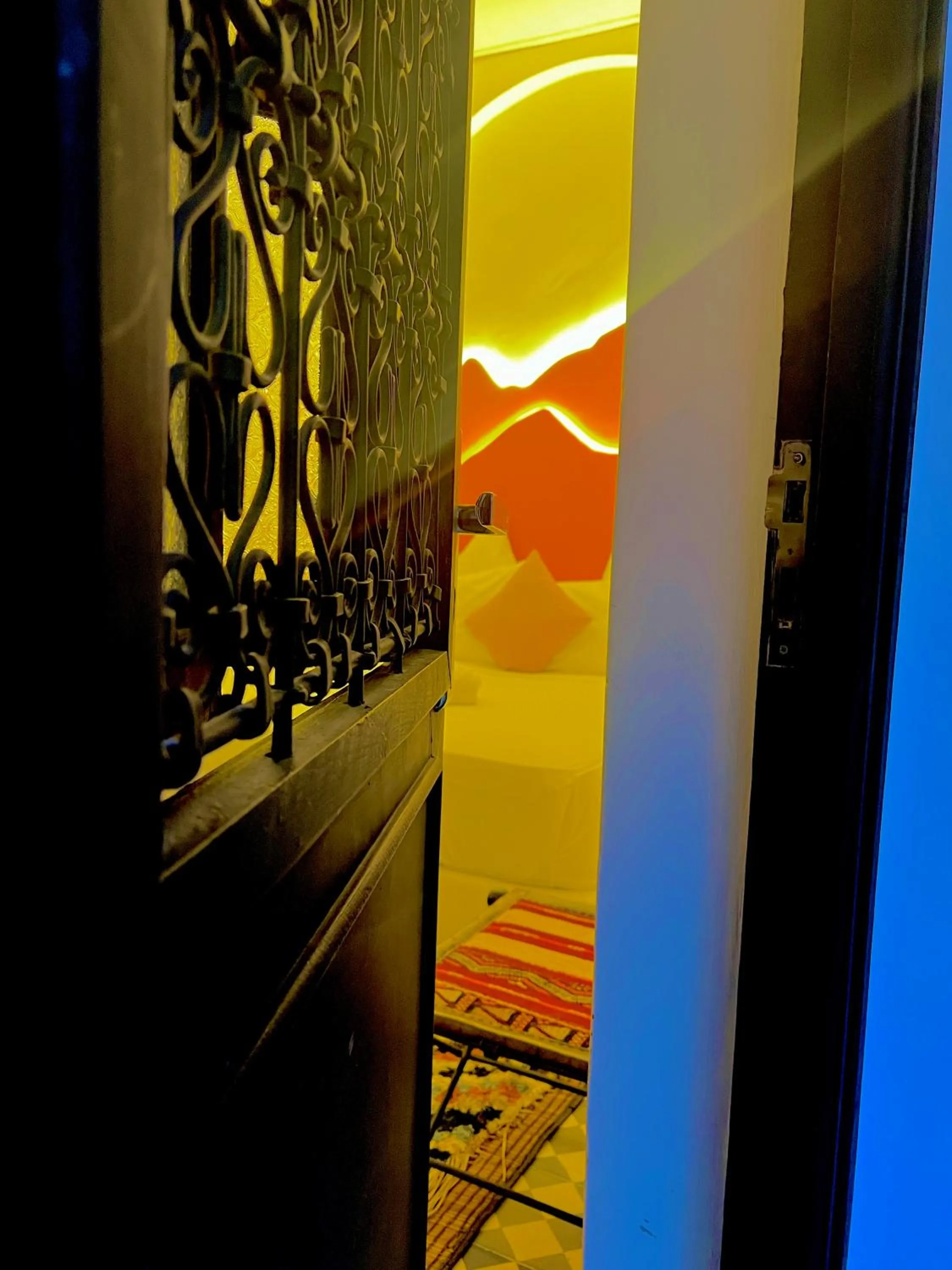 Riad New Moon