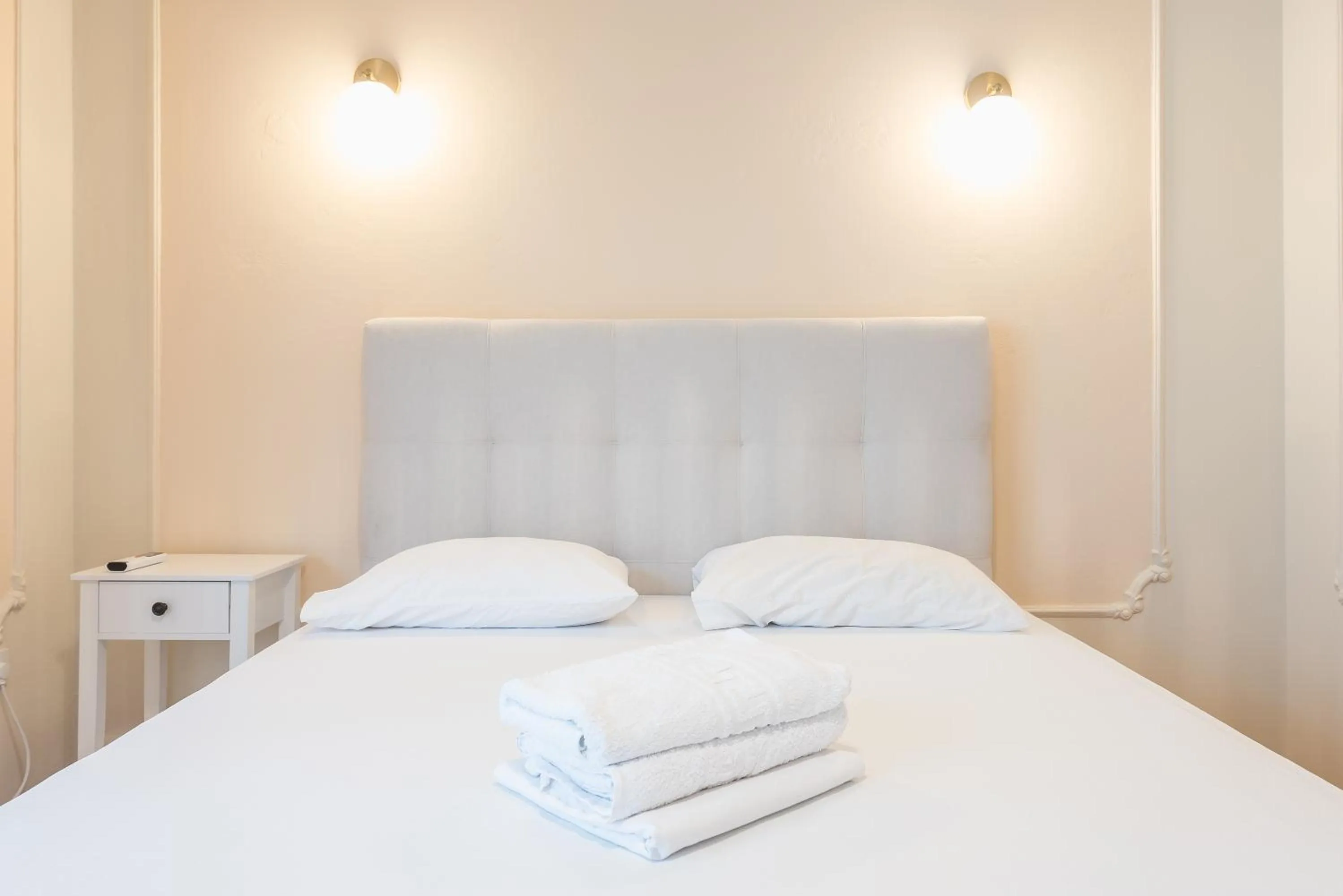 Bed in Athens Empire Paradise Apartment