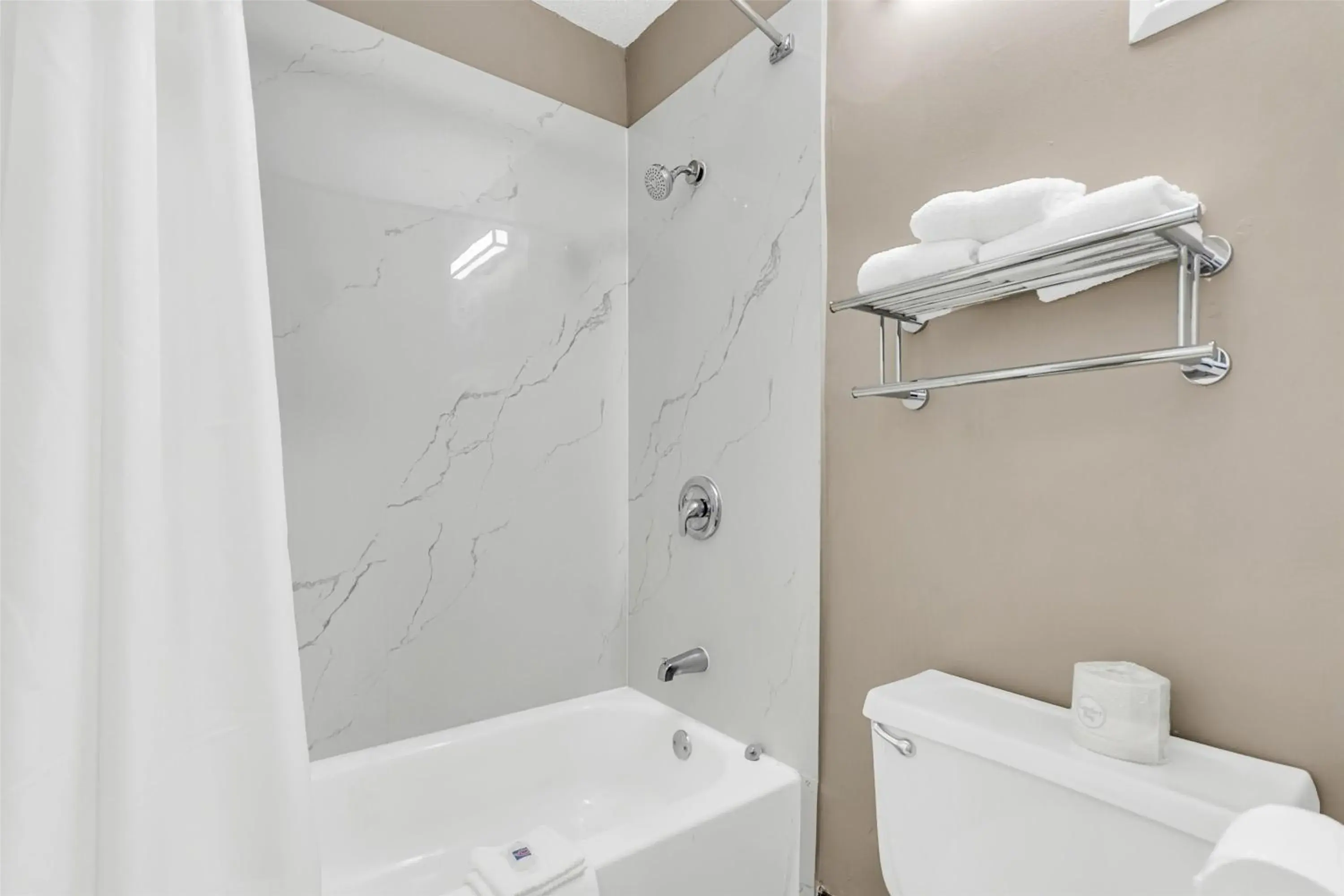 King Room - Smoking in Motel 6 Summerville, SC Charleston King Room - Smoking in Motel 6 Summerville, SC Charleston