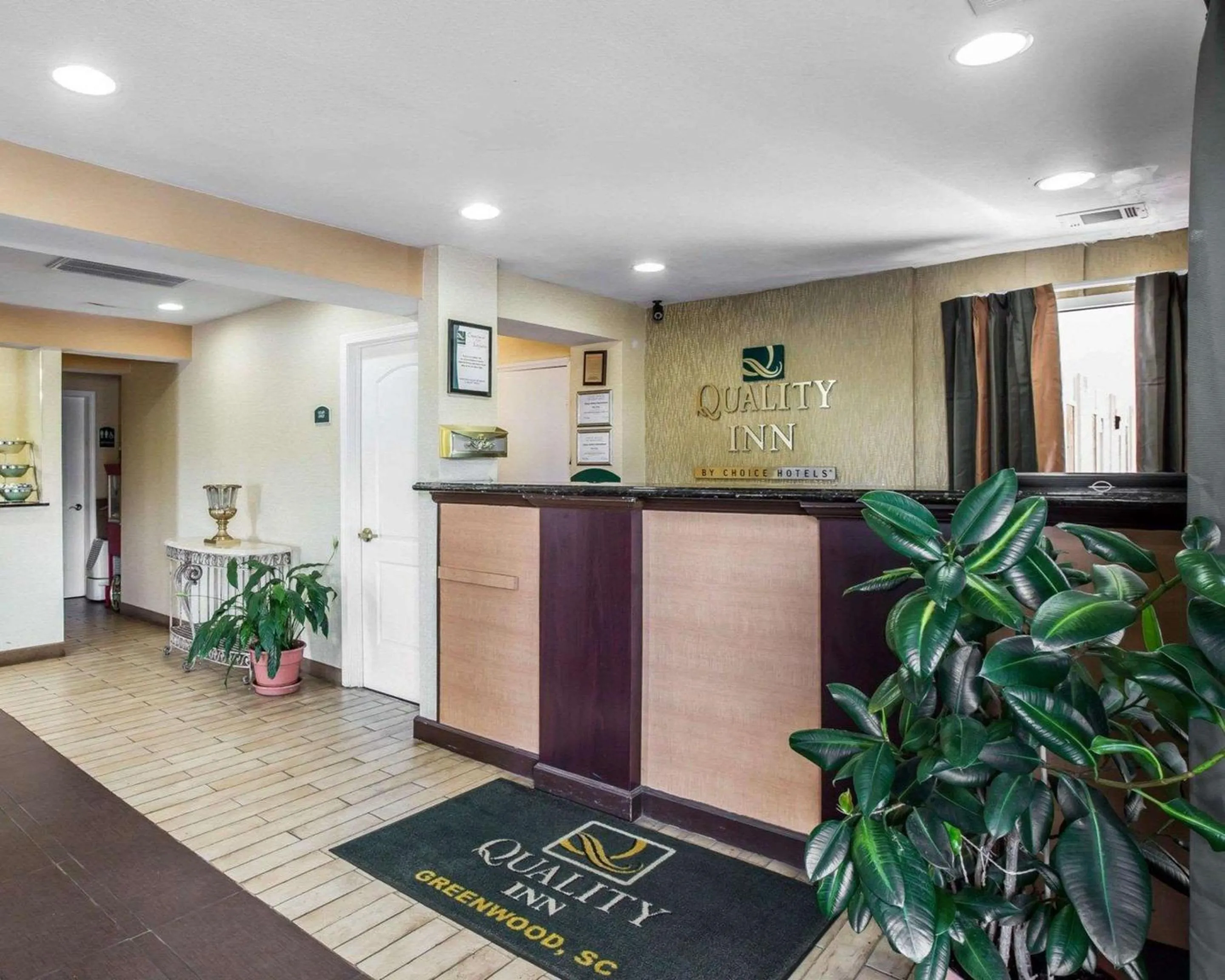 Lobby or reception in Quality Inn Greenwood Hwy 25