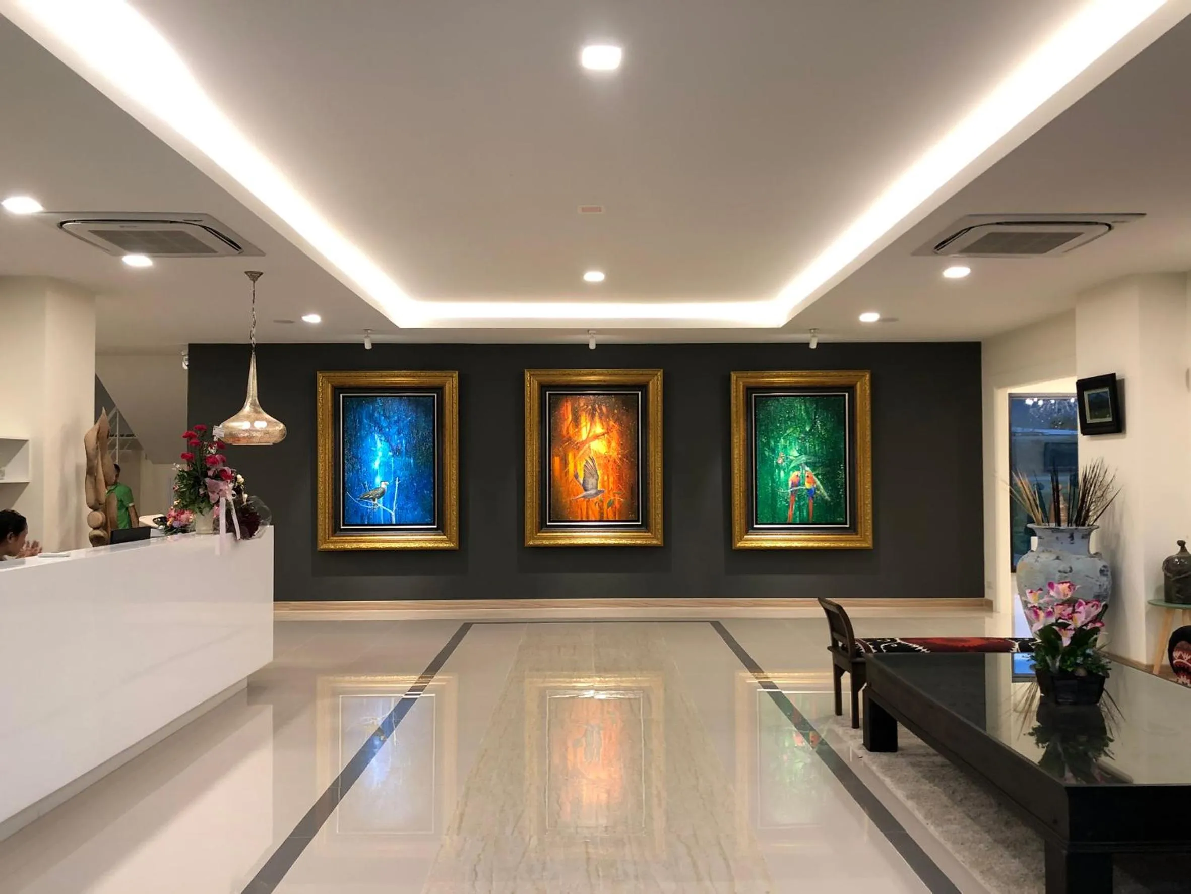 Porestva Hotel Sriracha