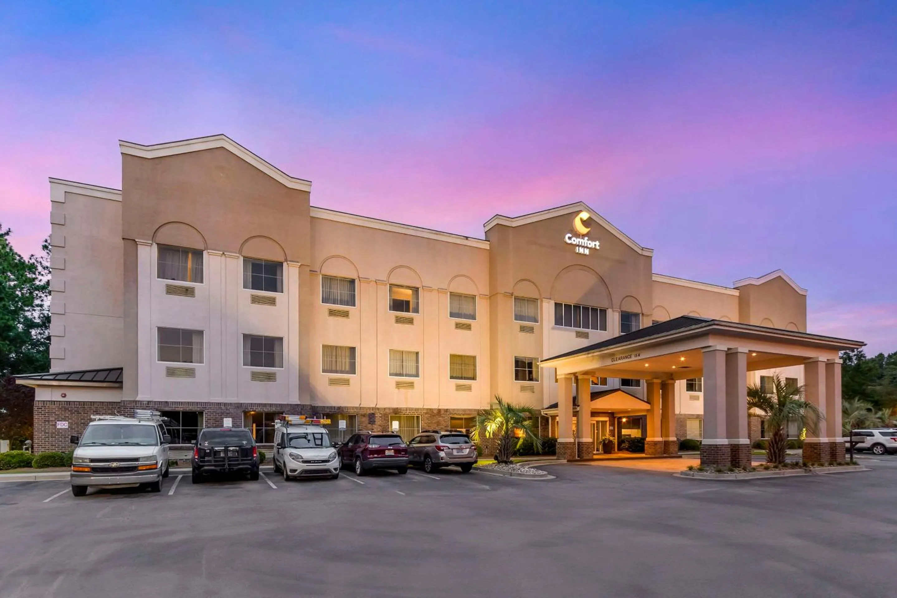 Property building in Comfort Inn Summerville - Charleston