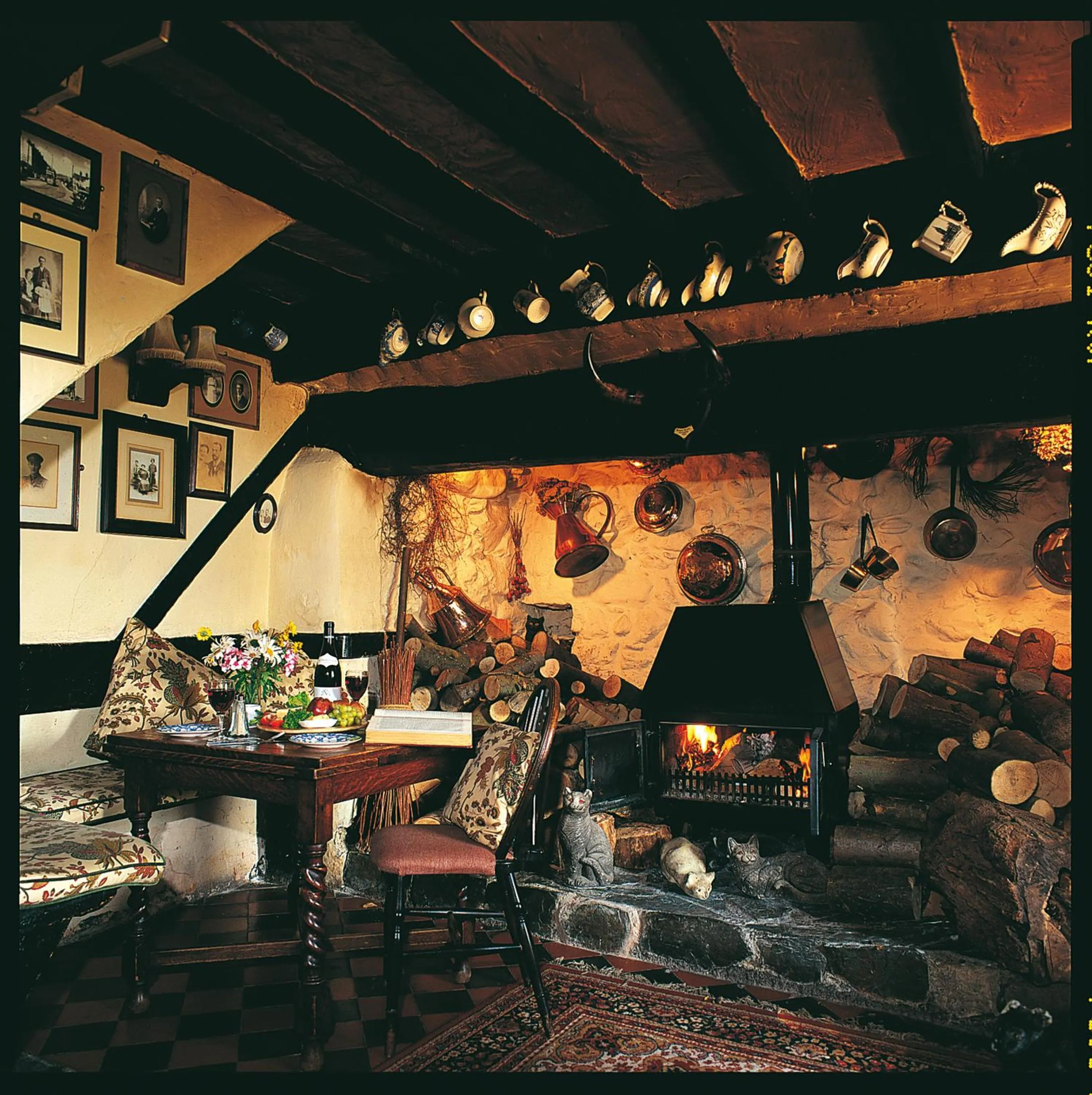 Restaurant/places to eat in The Groes Inn