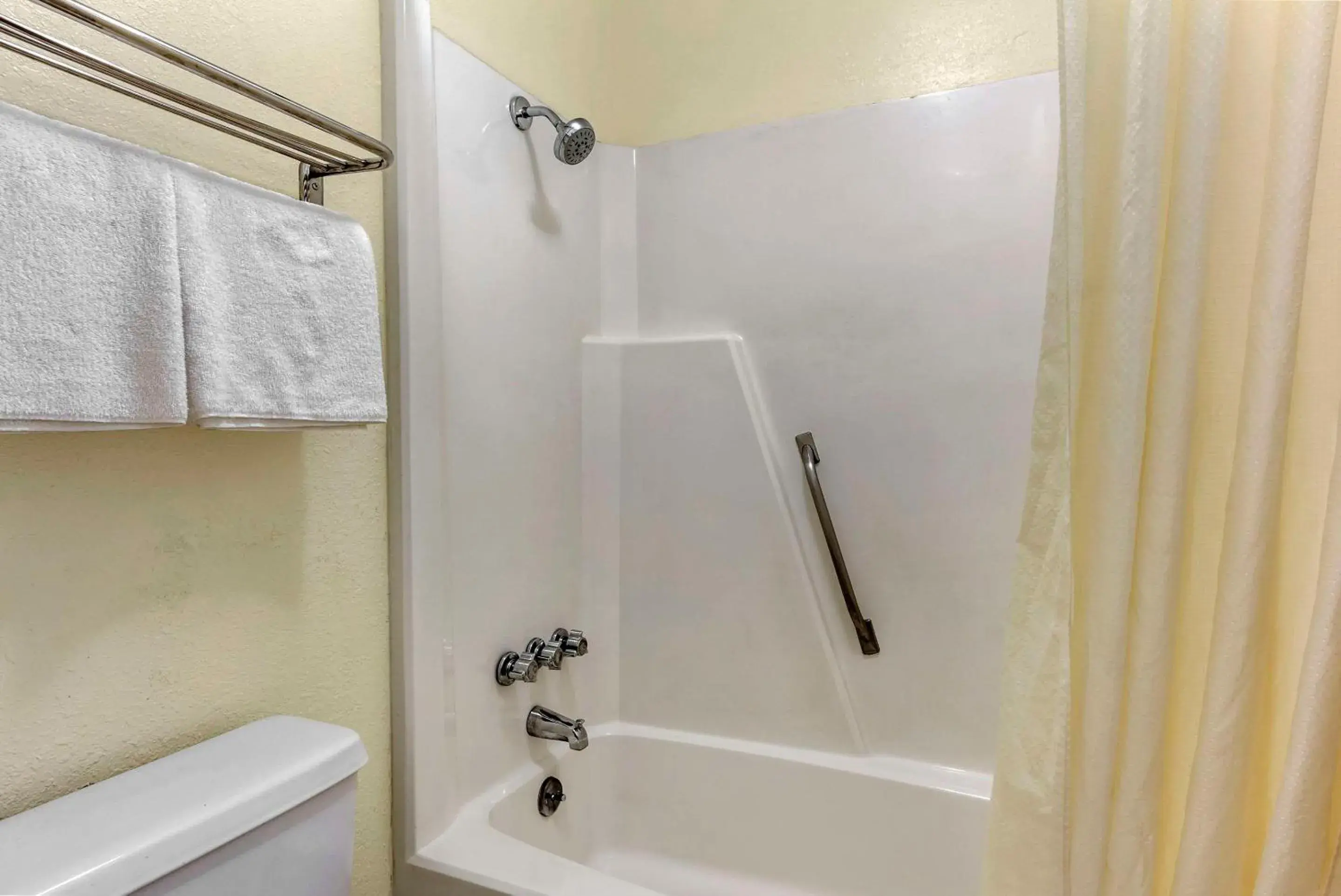 Double Room with Two Double Beds - Accessible/Non-Smoking in Econo Lodge St George Double Room with Two Double Beds - Accessible/Non-Smoking in Econo Lodge St George