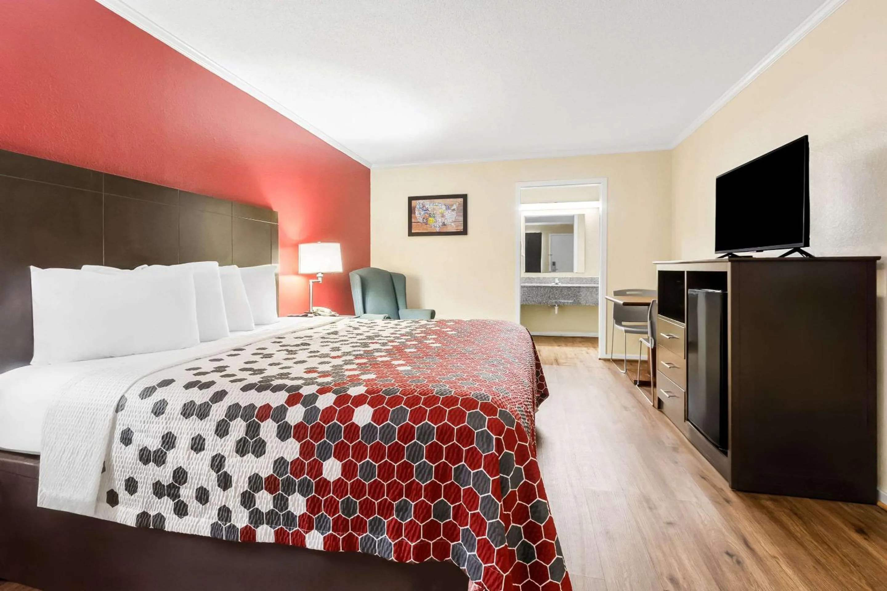 Bedroom, Bed in Econo Lodge St George