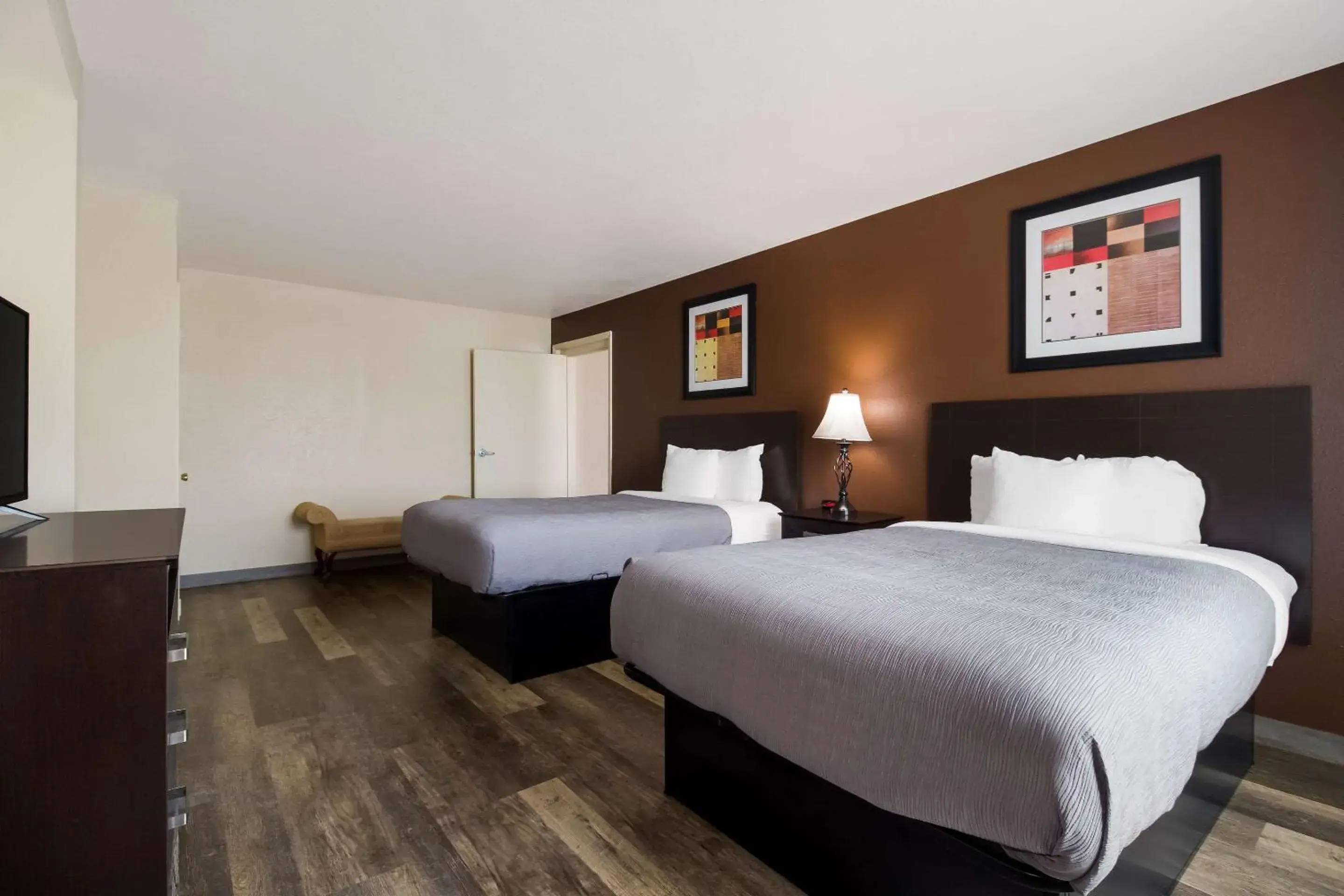 Standard Suite with Two Double Beds - Non-Smoking in Quality Inn & Suites North Myrtle Beach Standard Suite with Two Double Beds - Non-Smoking in Quality Inn & Suites North Myrtle Beach