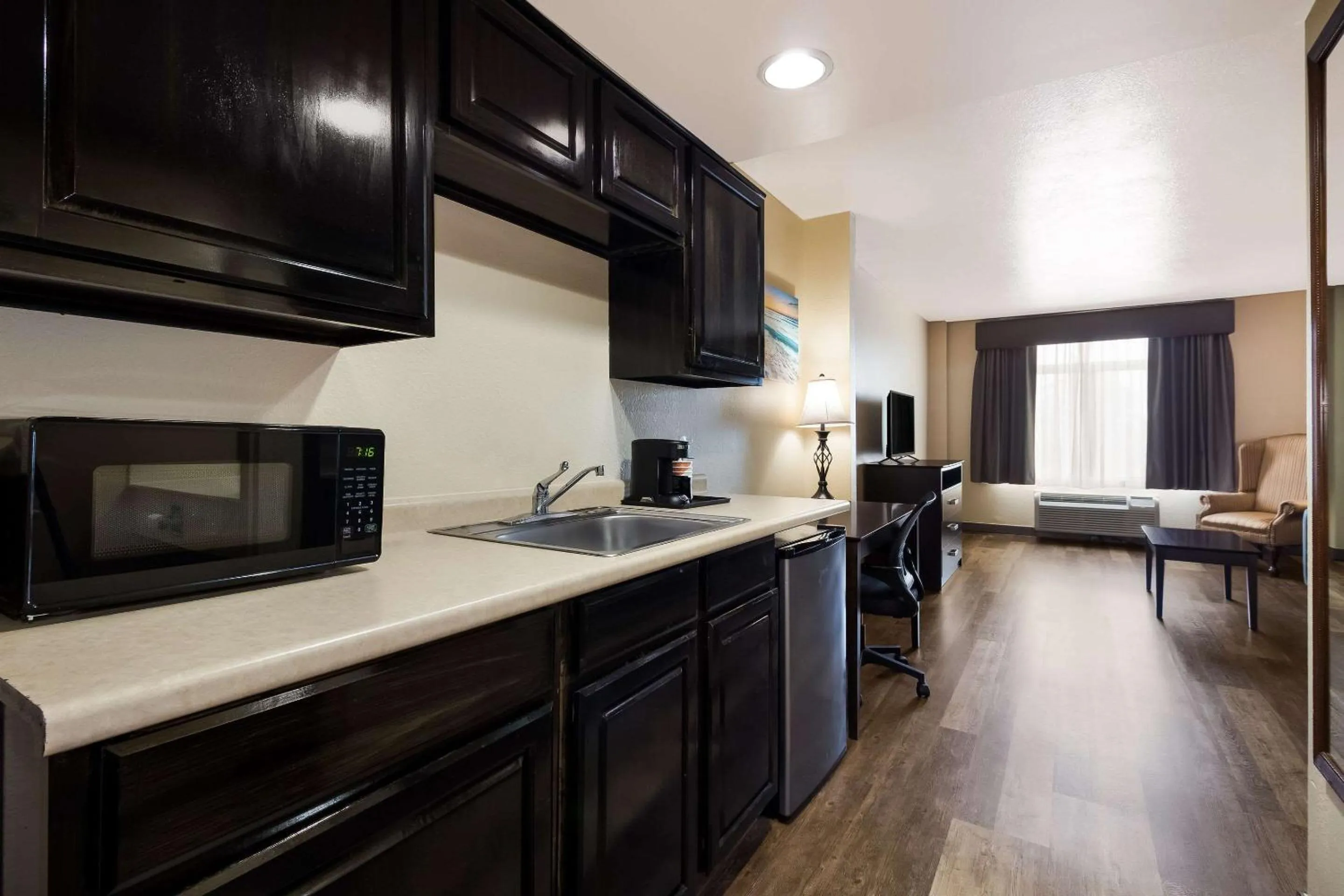 Bedroom in Quality Inn & Suites North Myrtle Beach